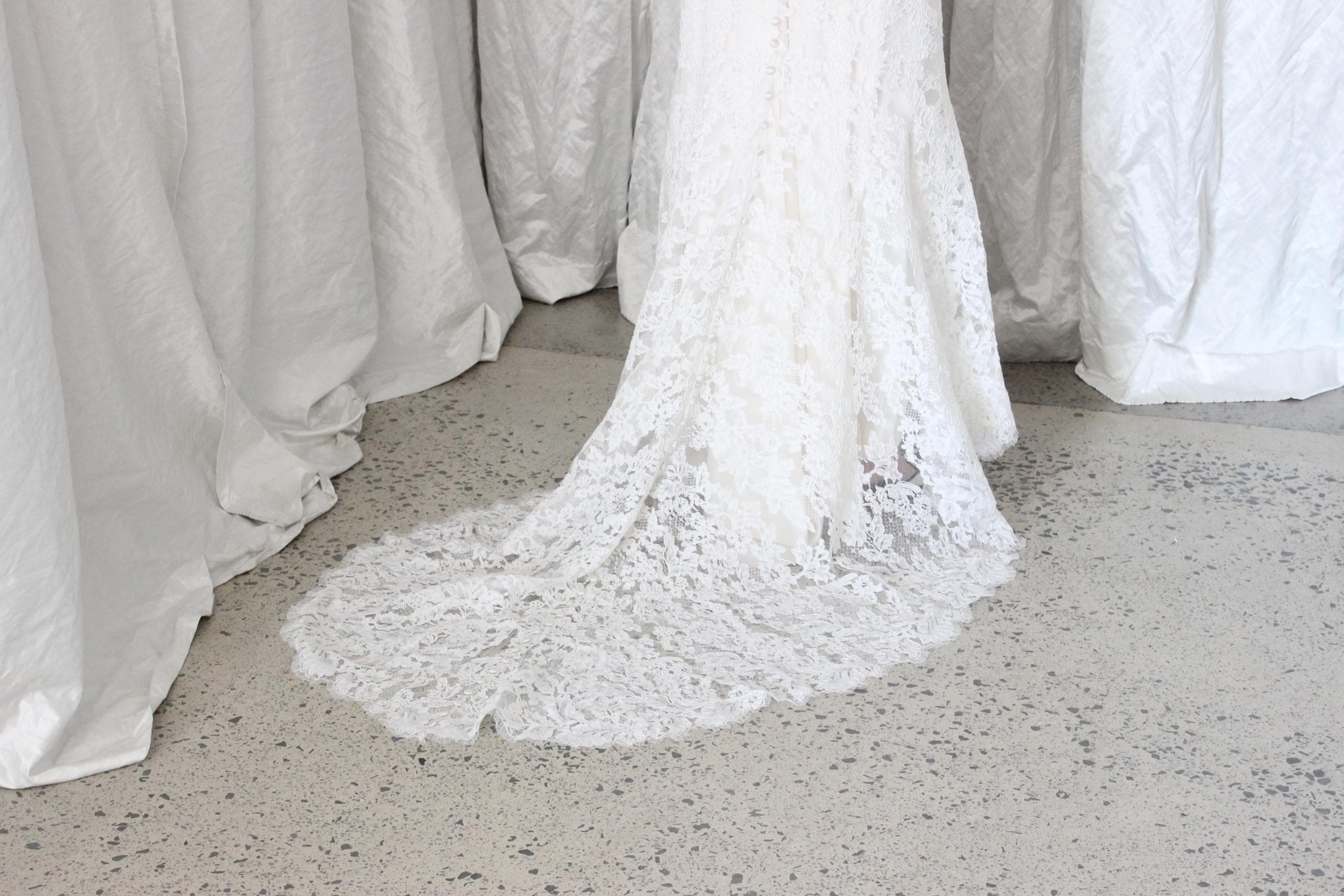 2000s Anna Maier Bridal Couture Lace Gown