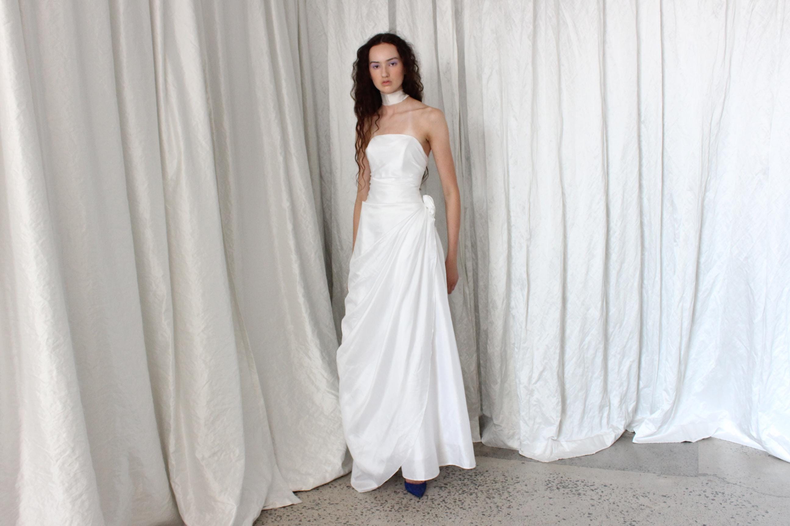 80s Pure White Strapless Wedding Gown w/ Multi-Way Skirt & Rosettes