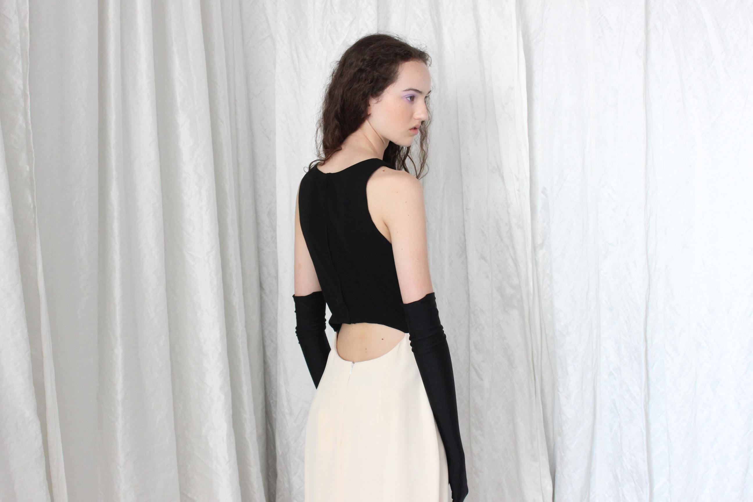 90s VERA WANG Black & Cream Silk Bateau Neck Column Dress