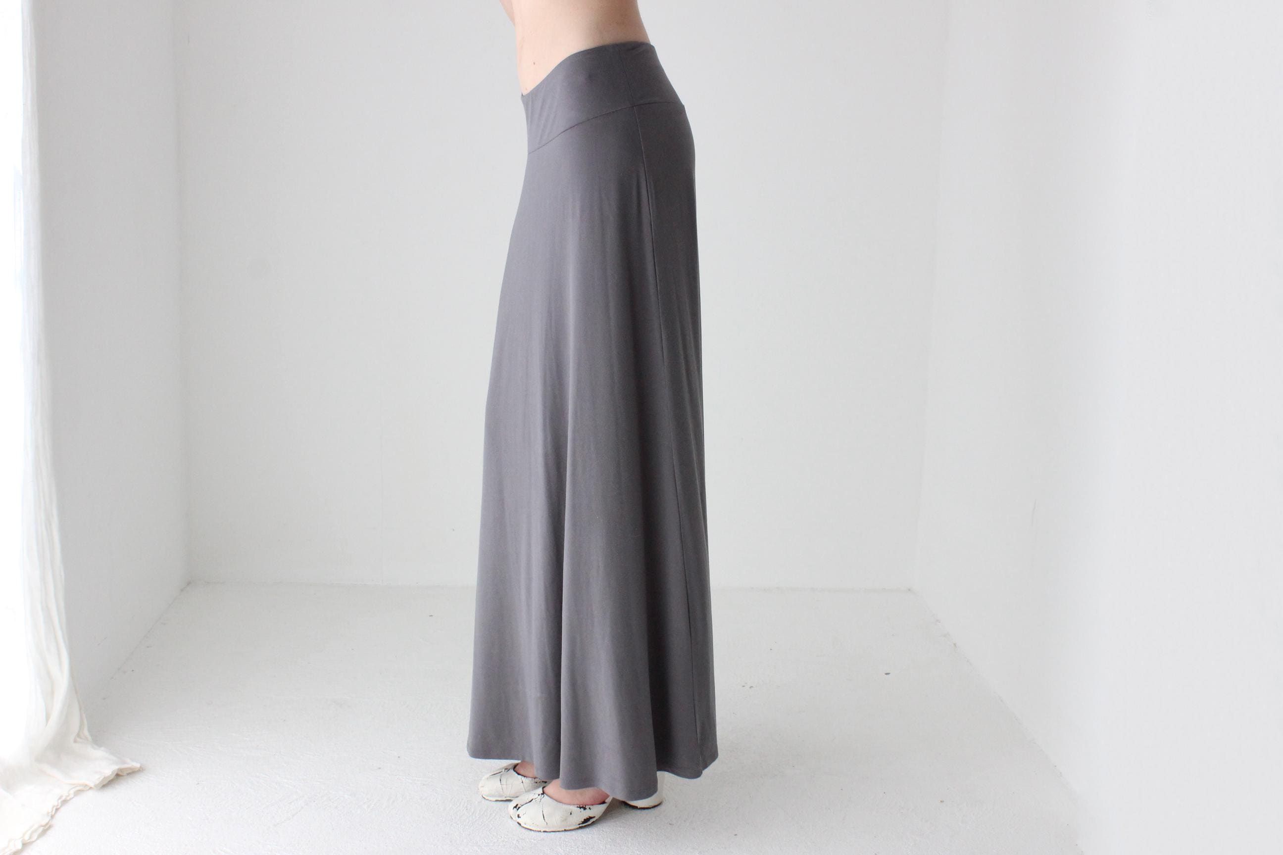 90s Minimal Slinky Stretch Grey Maxi Skirt