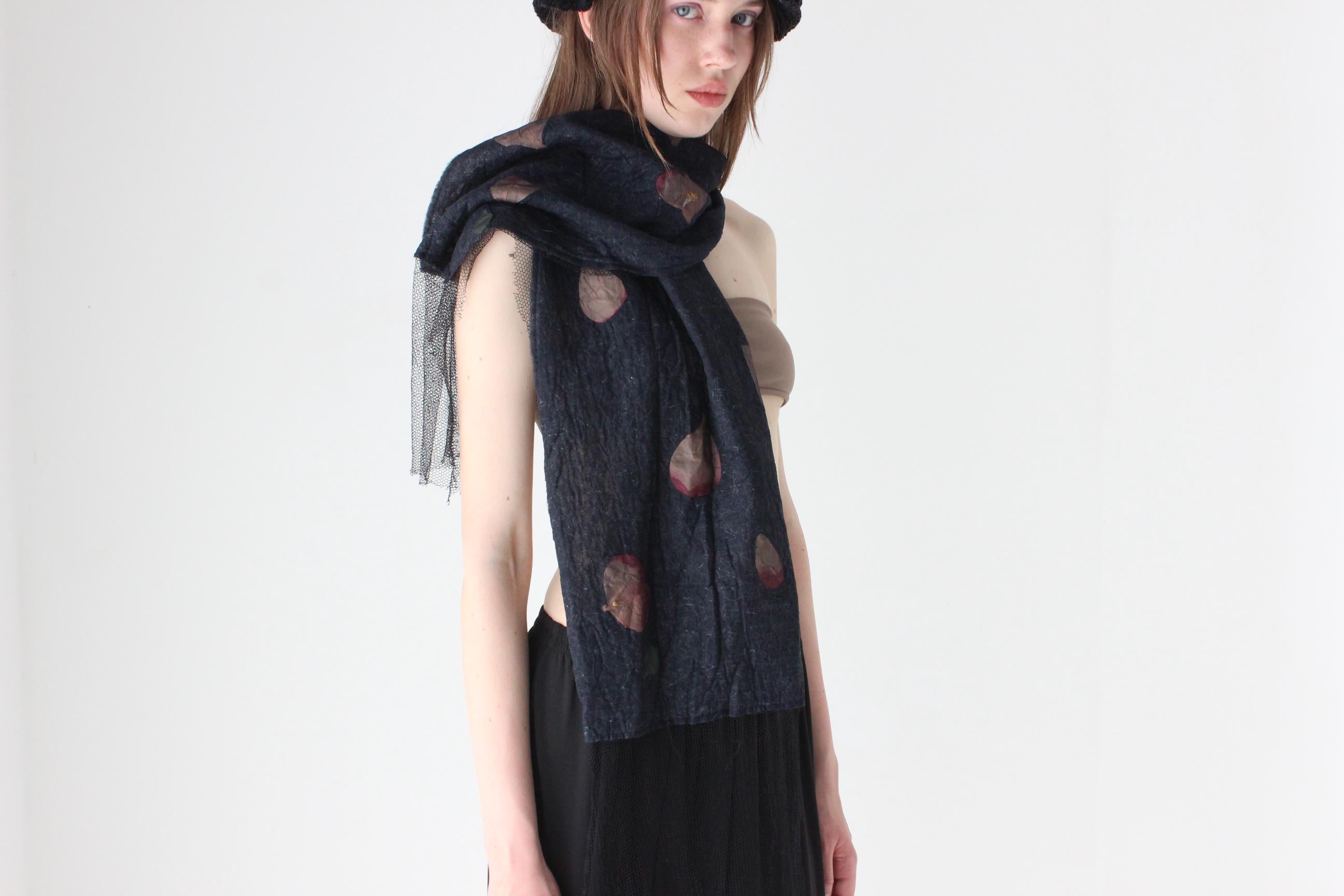 Arty 90s 'Pressed Dried Flower' Scarf