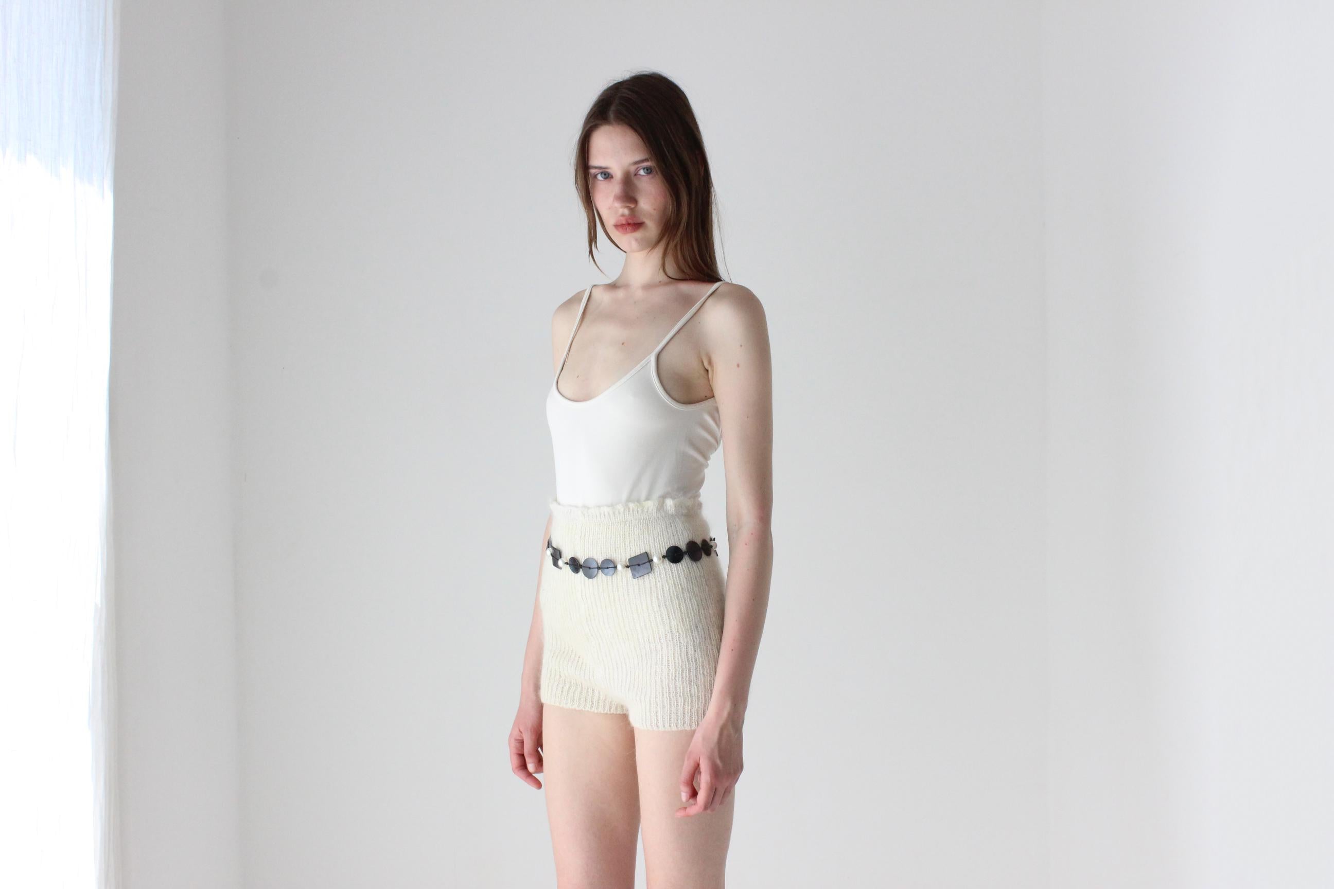 90s Resin Bead & Pearl Abstract Tie Up Belt