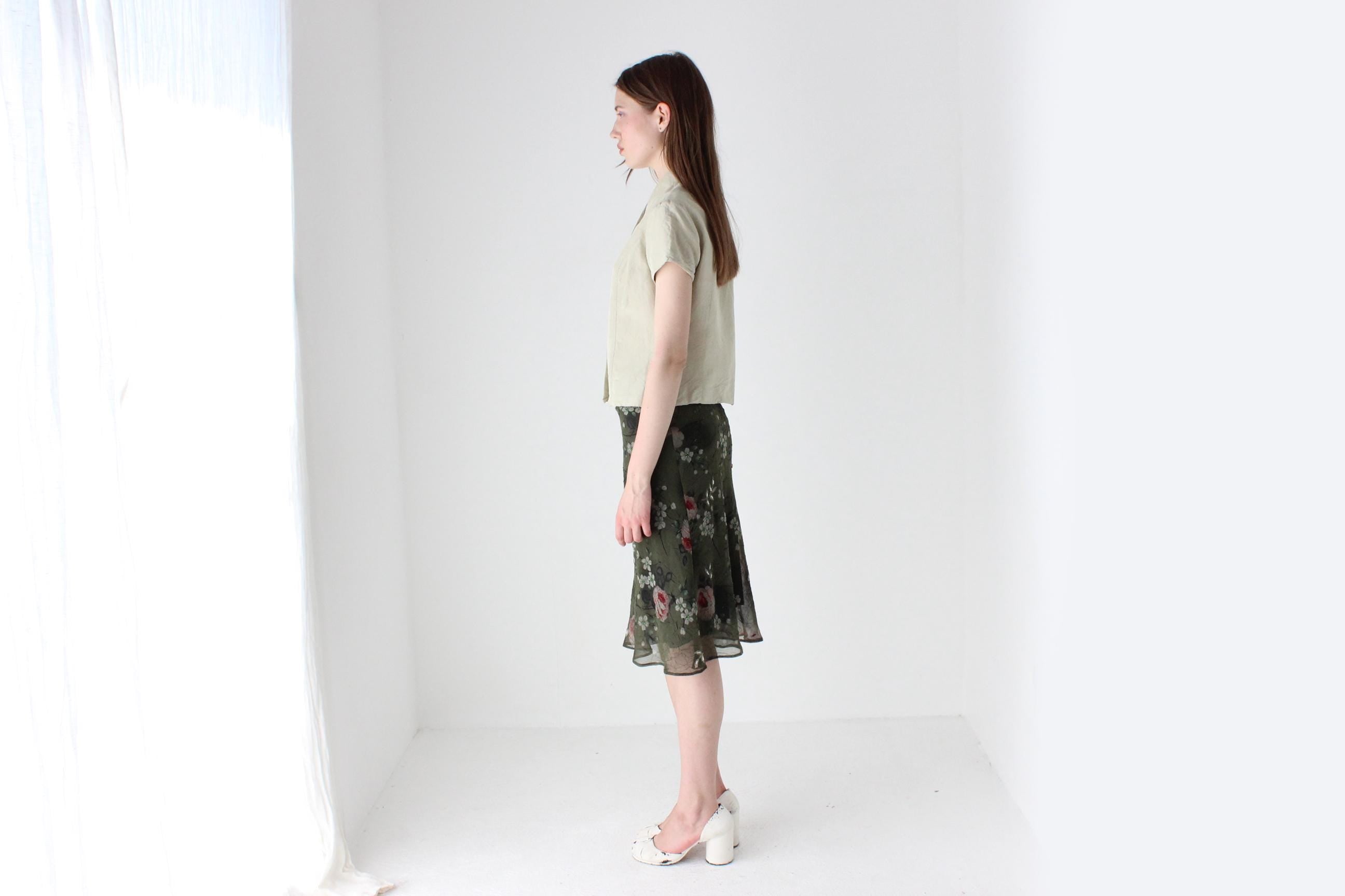 90s Arty Rose Print Knee Length Skirt by 'Miss Cool'