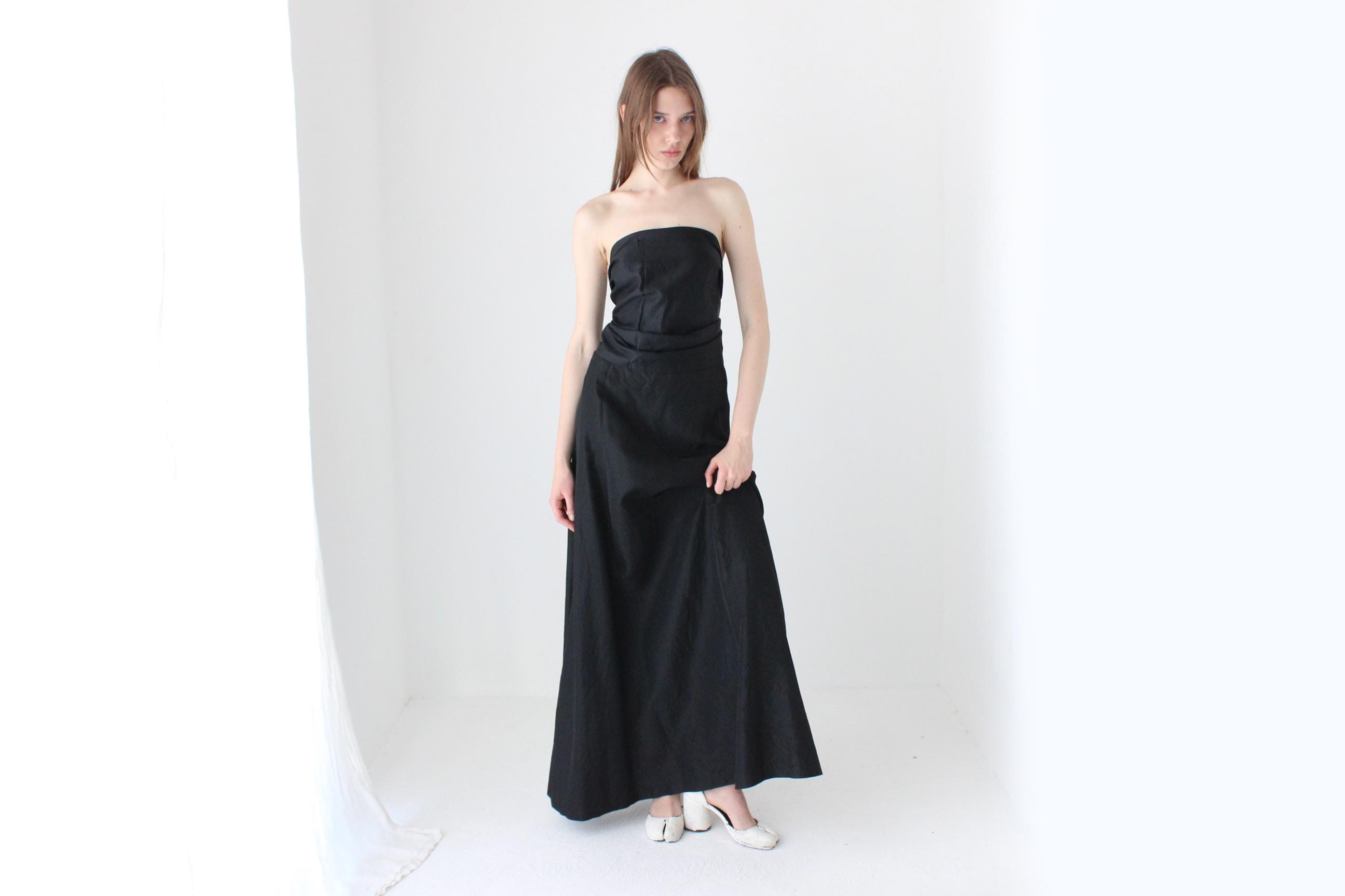 90s Vera Wang Black Taffeta A Line Formal Skirt