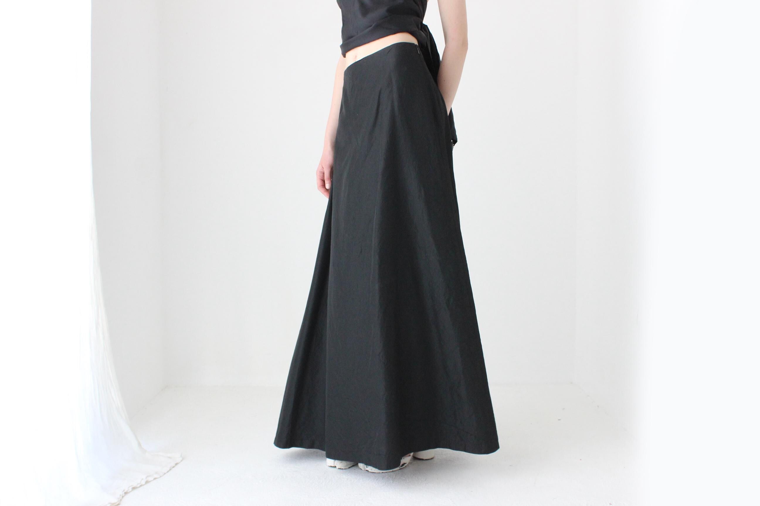 90s Vera Wang Black Taffeta A Line Formal Skirt