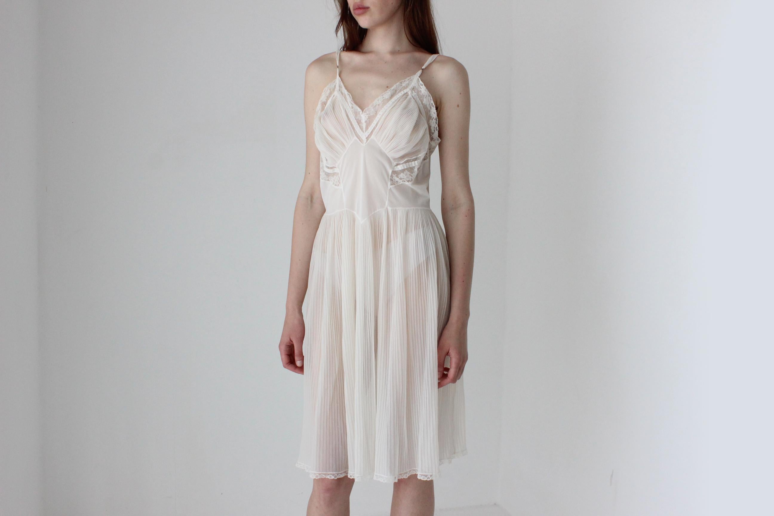 50s Lace & Plisee Nylon Negligee Slip