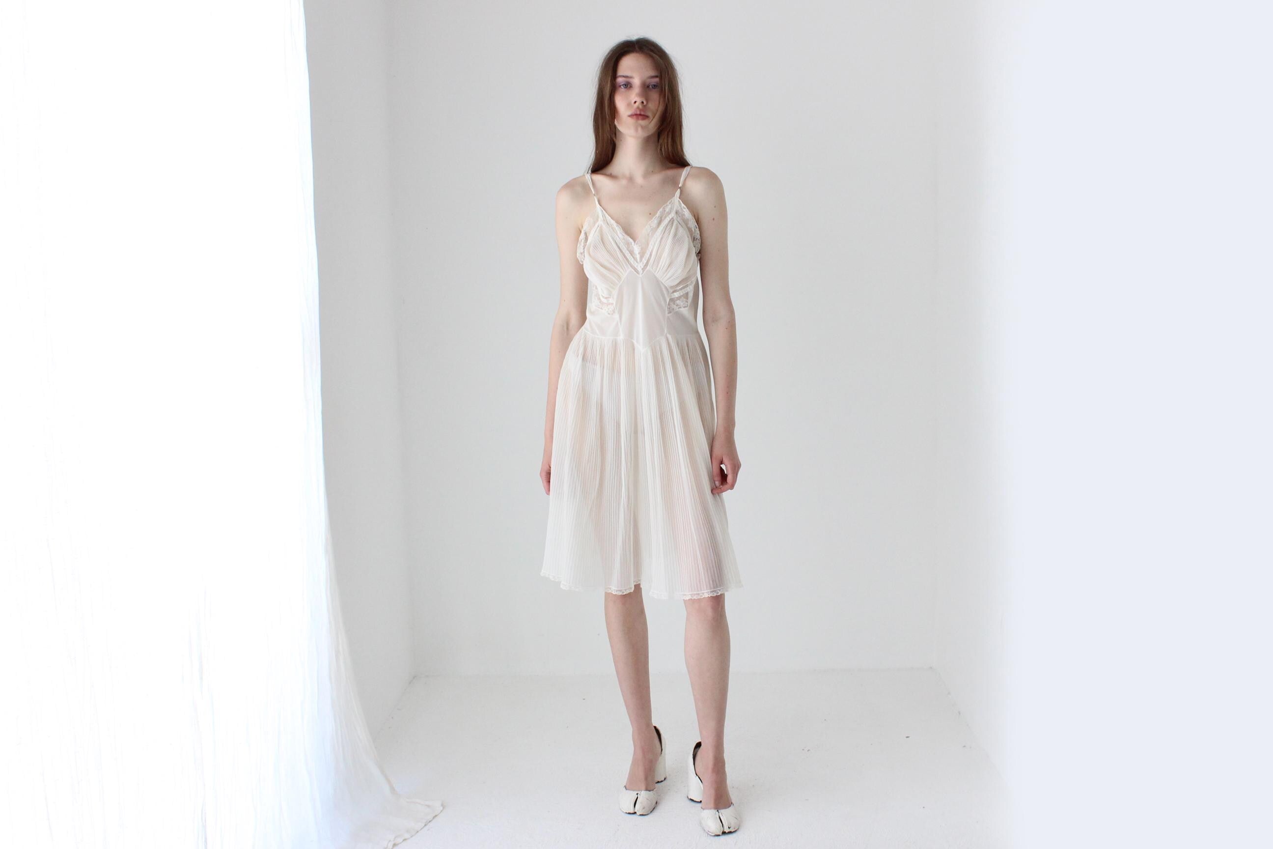 50s Lace & Plisee Nylon Negligee Slip