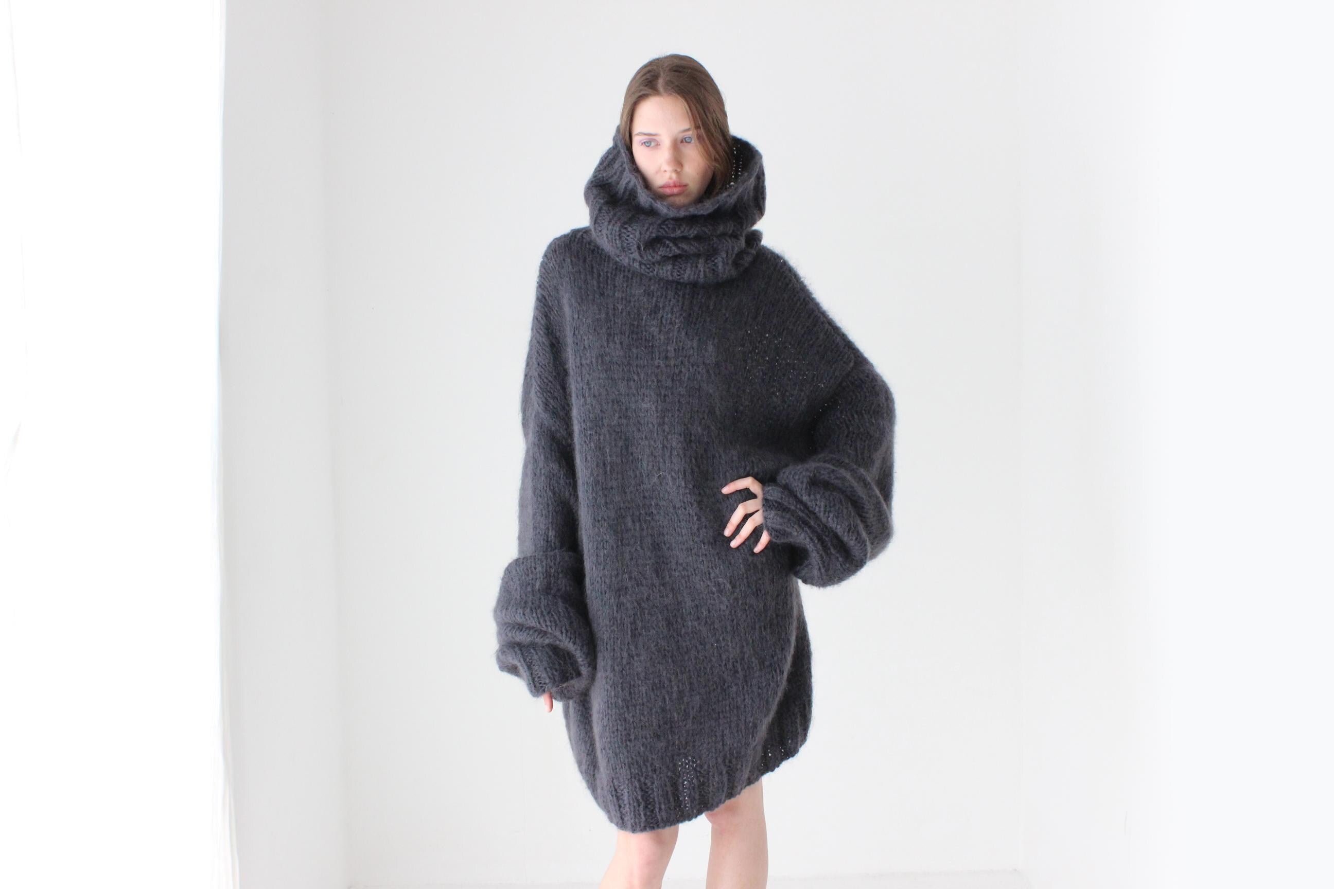 Hand Knit Wool Charcoal Grey Oversized Unisex Sweater w/ Detachable Collar / Hood