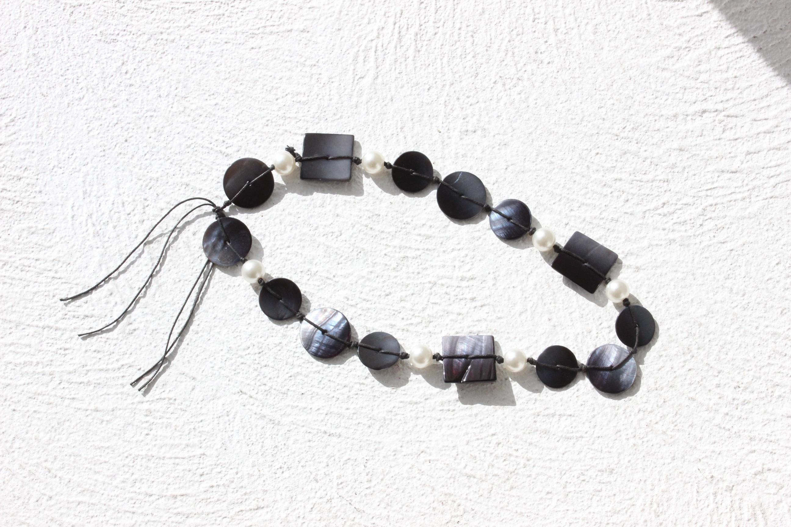 90s Resin Bead & Pearl Abstract Tie Up Belt