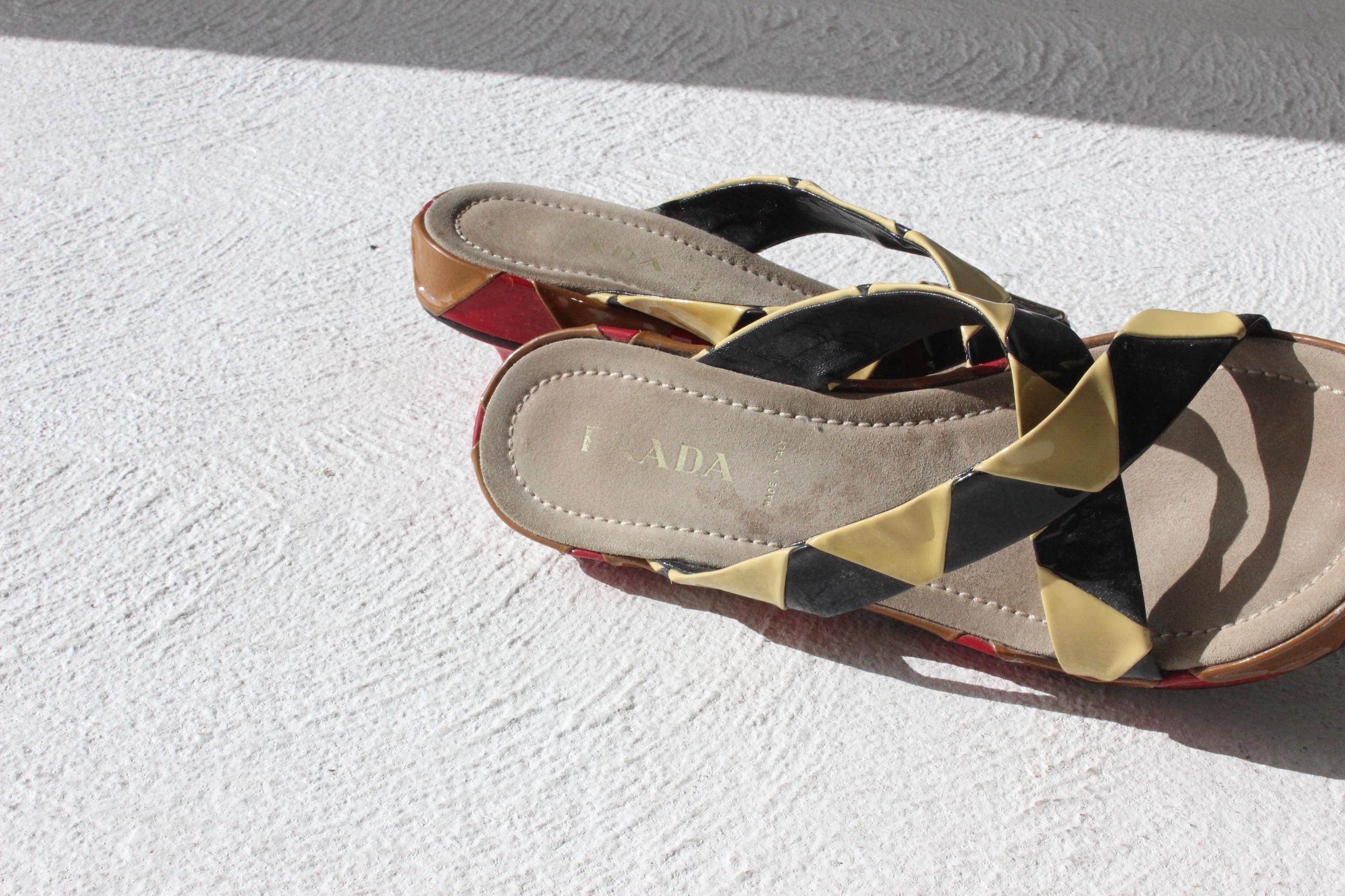 2004 Archival Prada Zig Zag Leather Sandals ~ Euro 39.5