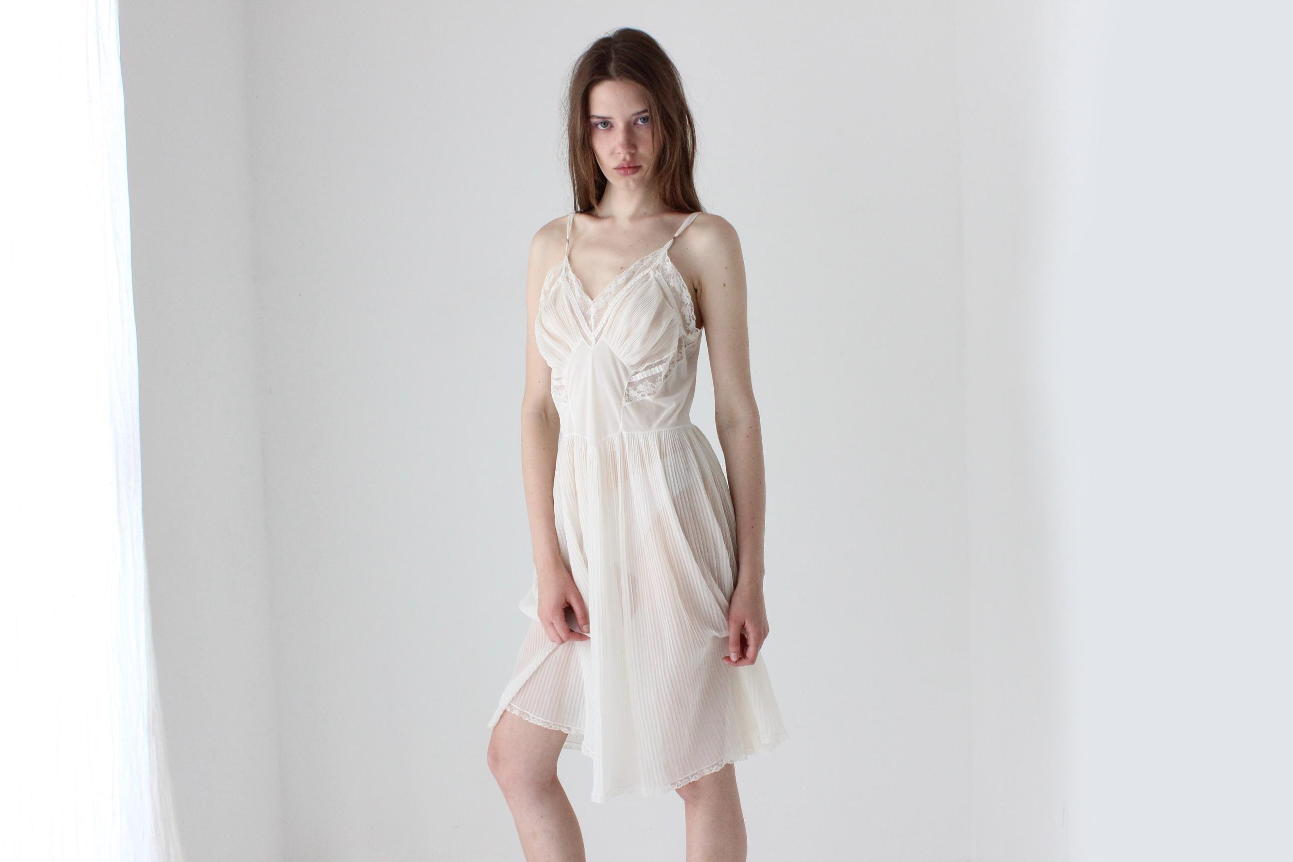 50s Lace & Plisee Nylon Negligee Slip