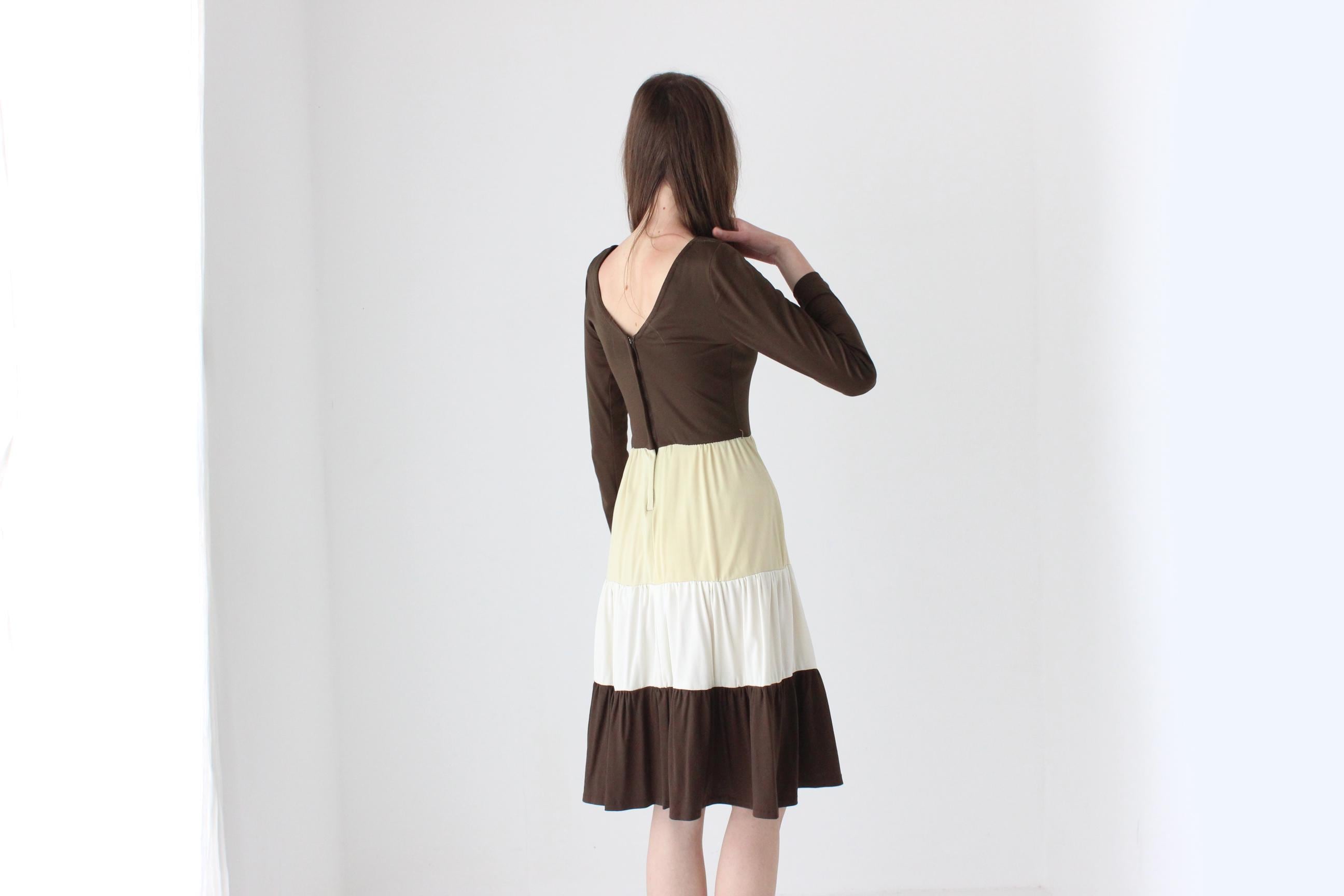 Funky 70s Tiered Jersey Dress