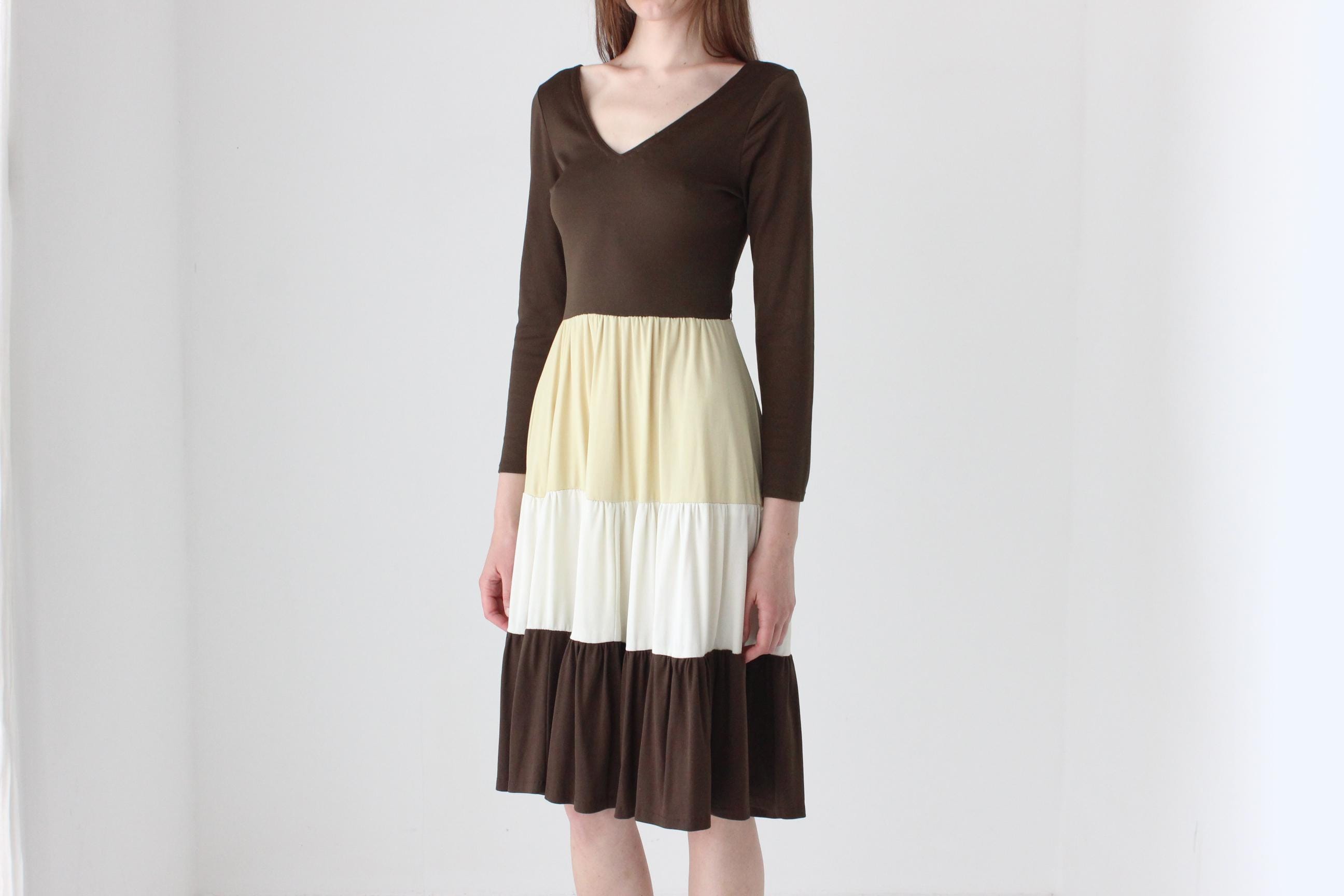 Funky 70s Tiered Jersey Dress