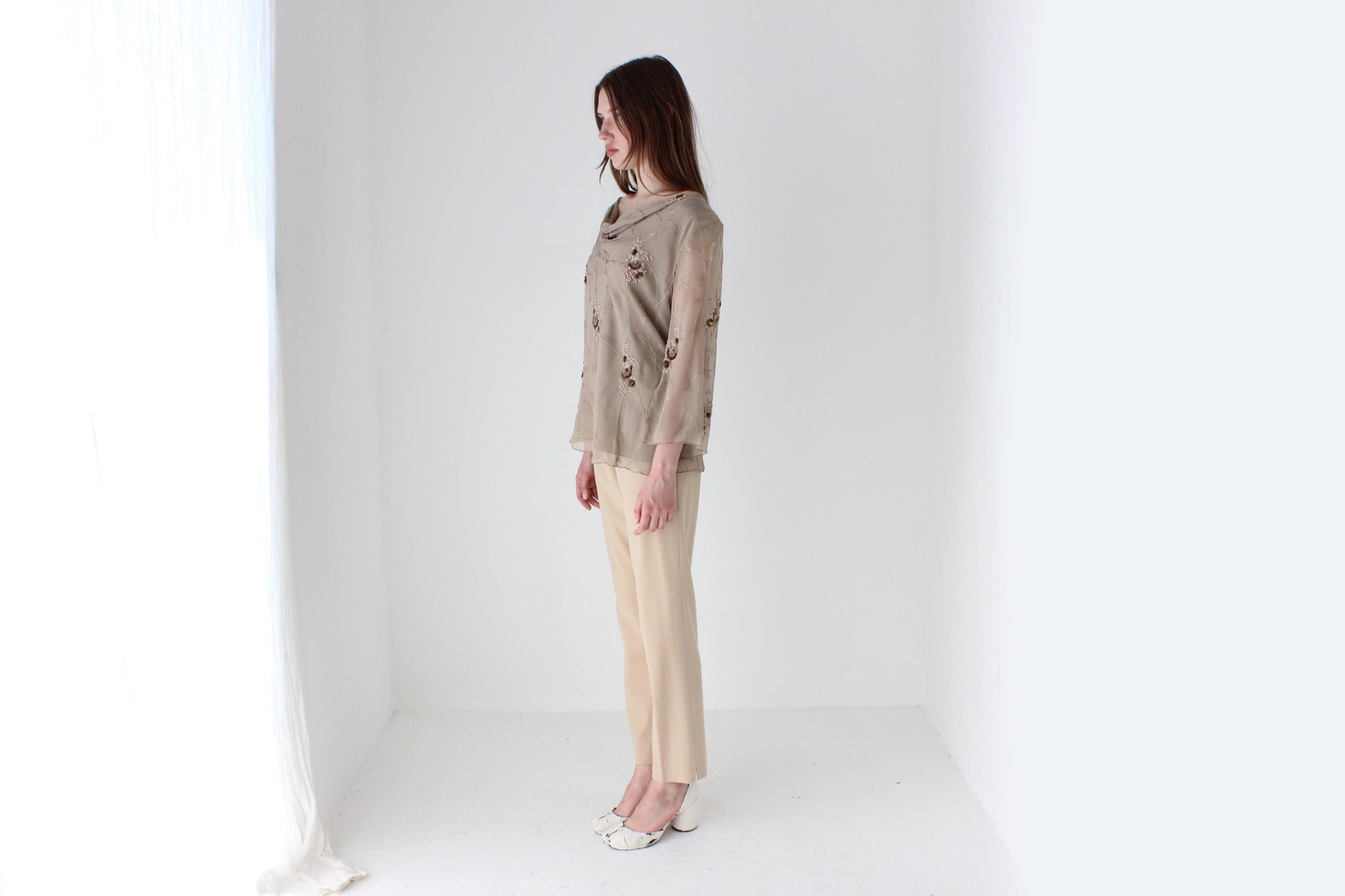 Chic 90s Neutral Beige Straight Cut Trousers