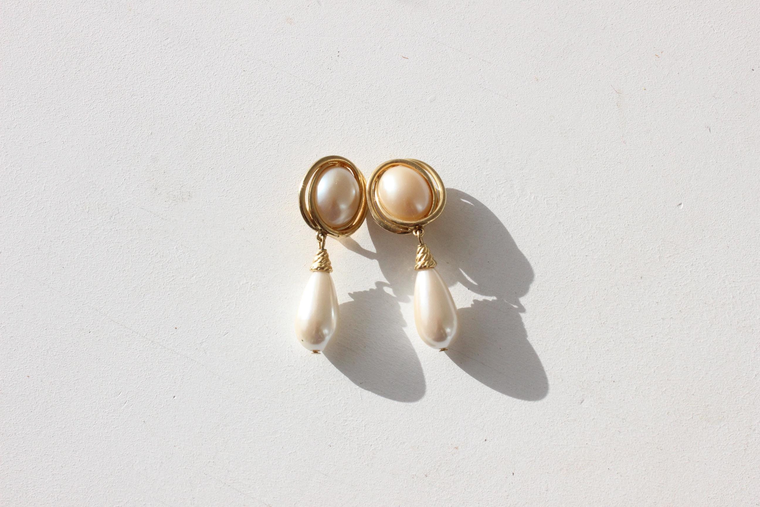 80s Baroque Gold & Champagne Pearl Clip Ons