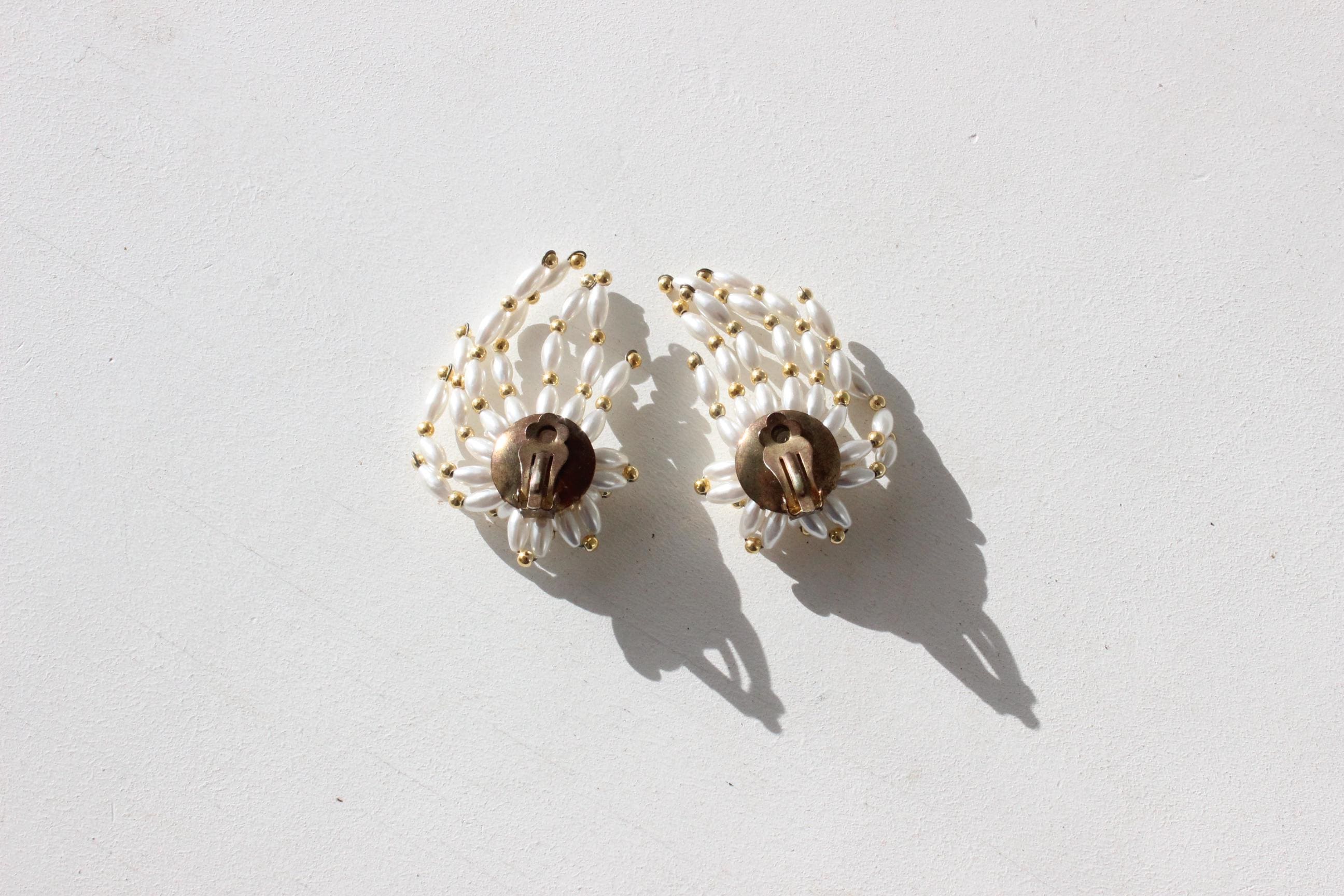 80s Sculptural Pearl Cluster Clip Ons