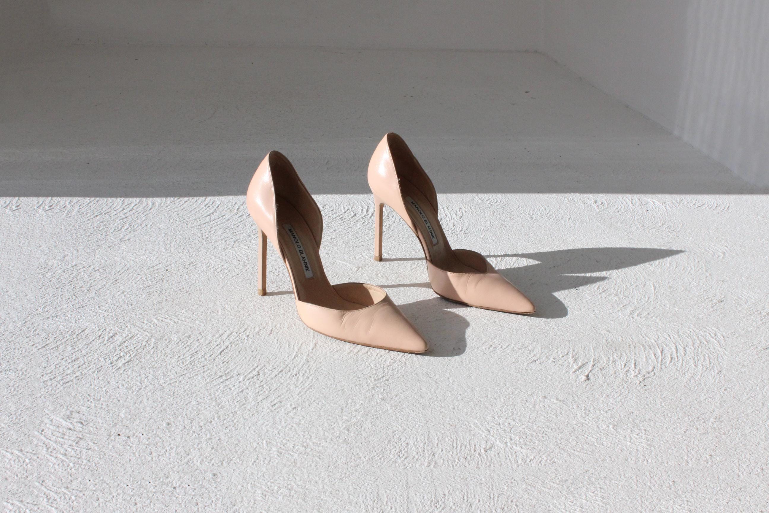 2000s MANOLO BLAHNIK Blush Pink Leather Stilettos ~ Euro 39