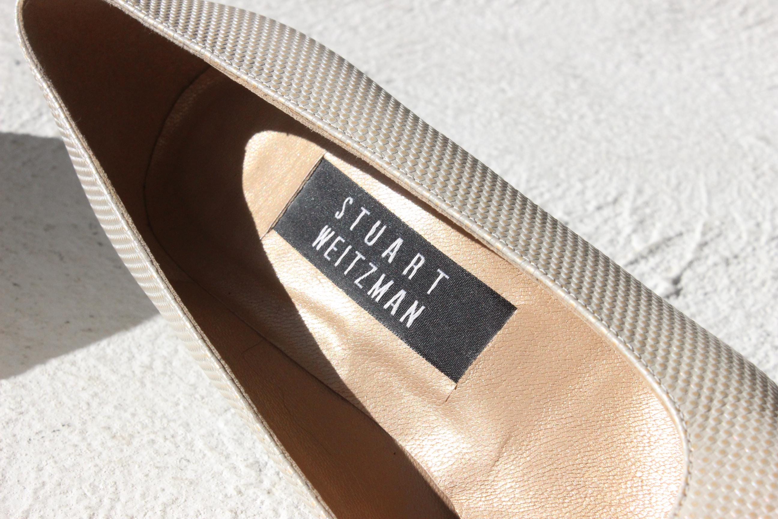 90s Stuart Weitzman Oyster Metallic Leather Pumps - Euro 37.5
