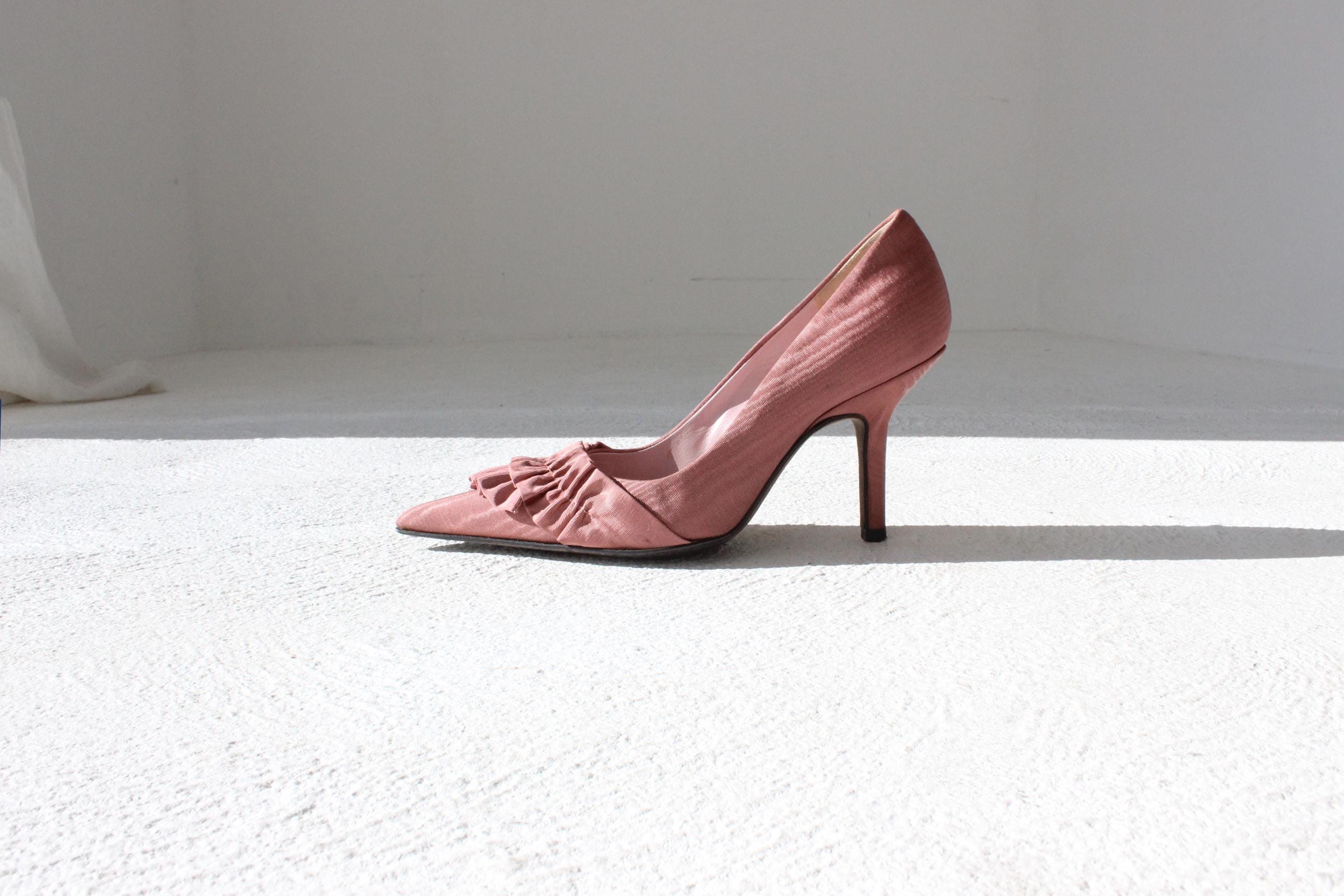 90s Dusty Pink Taffeta Courtier Heels - Euro 37