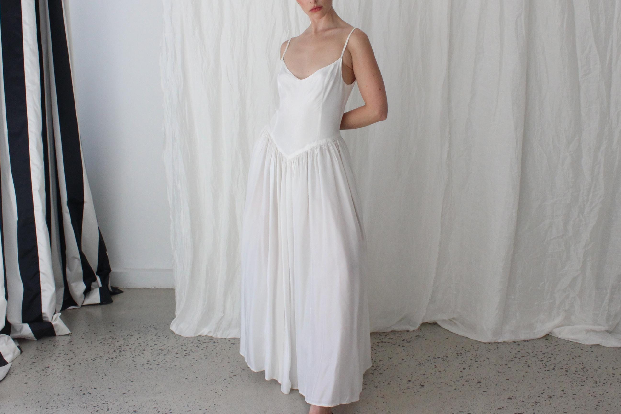 80s Ballerina Cut Basque Waist Wedding Dress