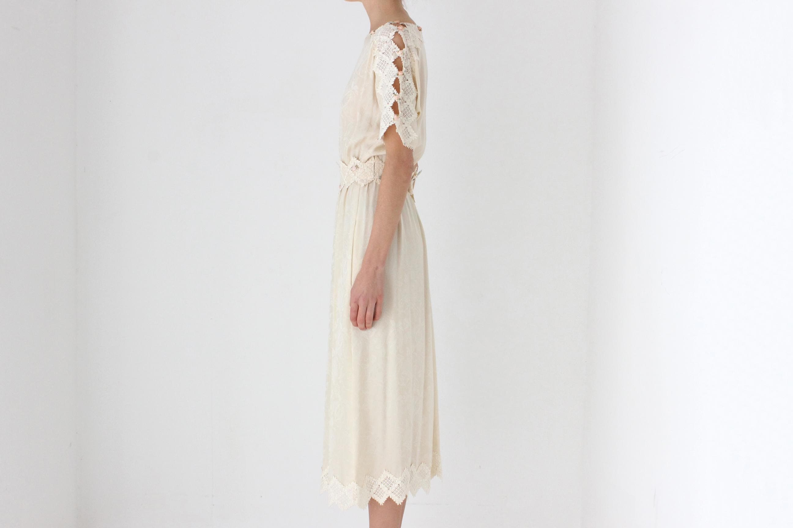 80s Carol Peretz Relaxed Silk Dress w/ Cut Out Lace