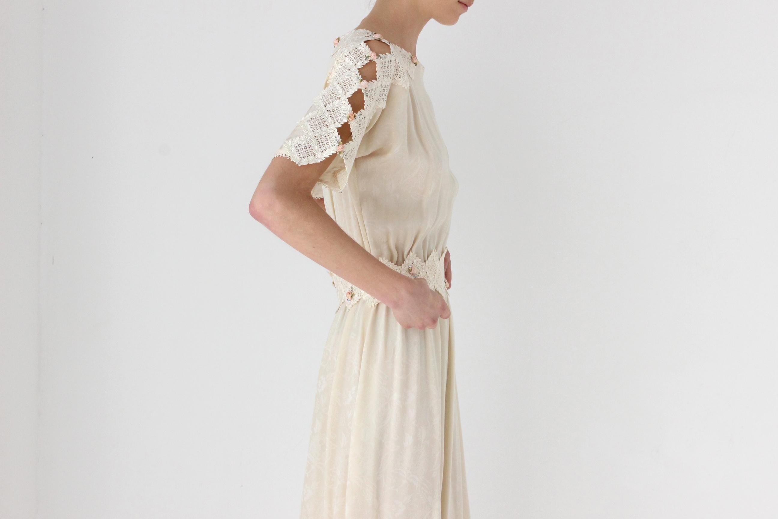 80s Carol Peretz Relaxed Silk Dress w/ Cut Out Lace