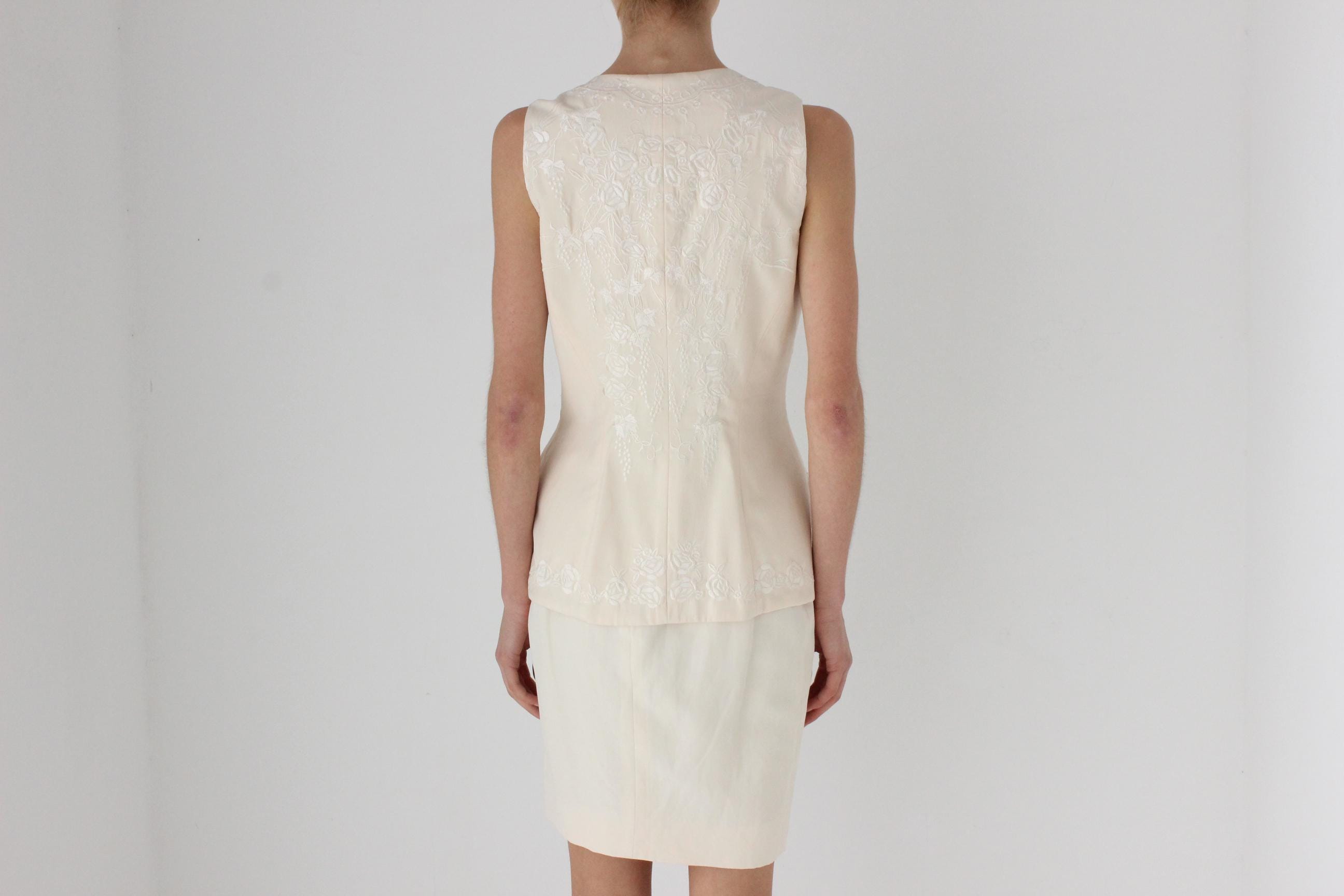 90s Donna Karan Embroidered Silk Two Piece Skirt Suit