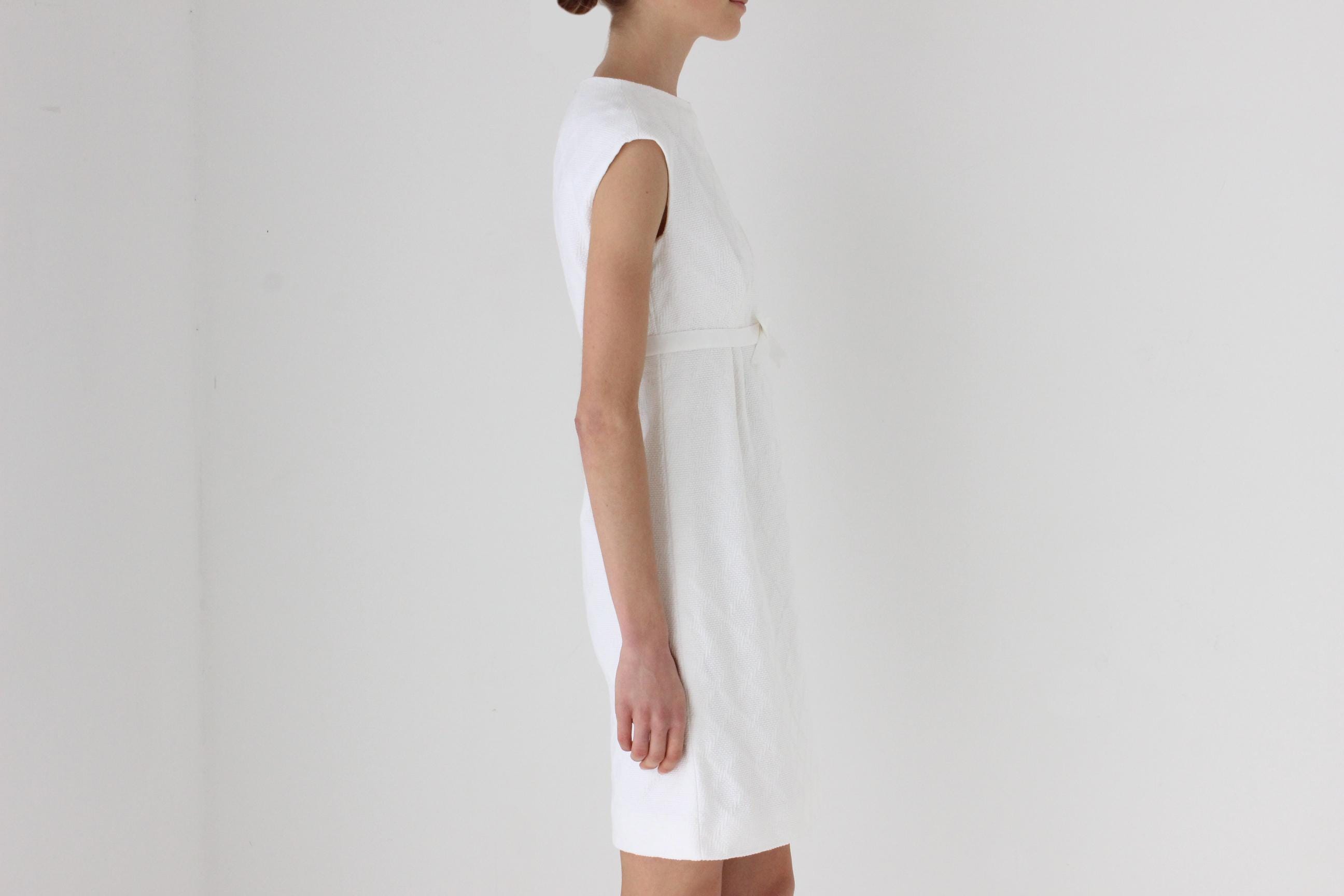 90s Bill Blass Textured Cotton Shift Dress w/ Bow