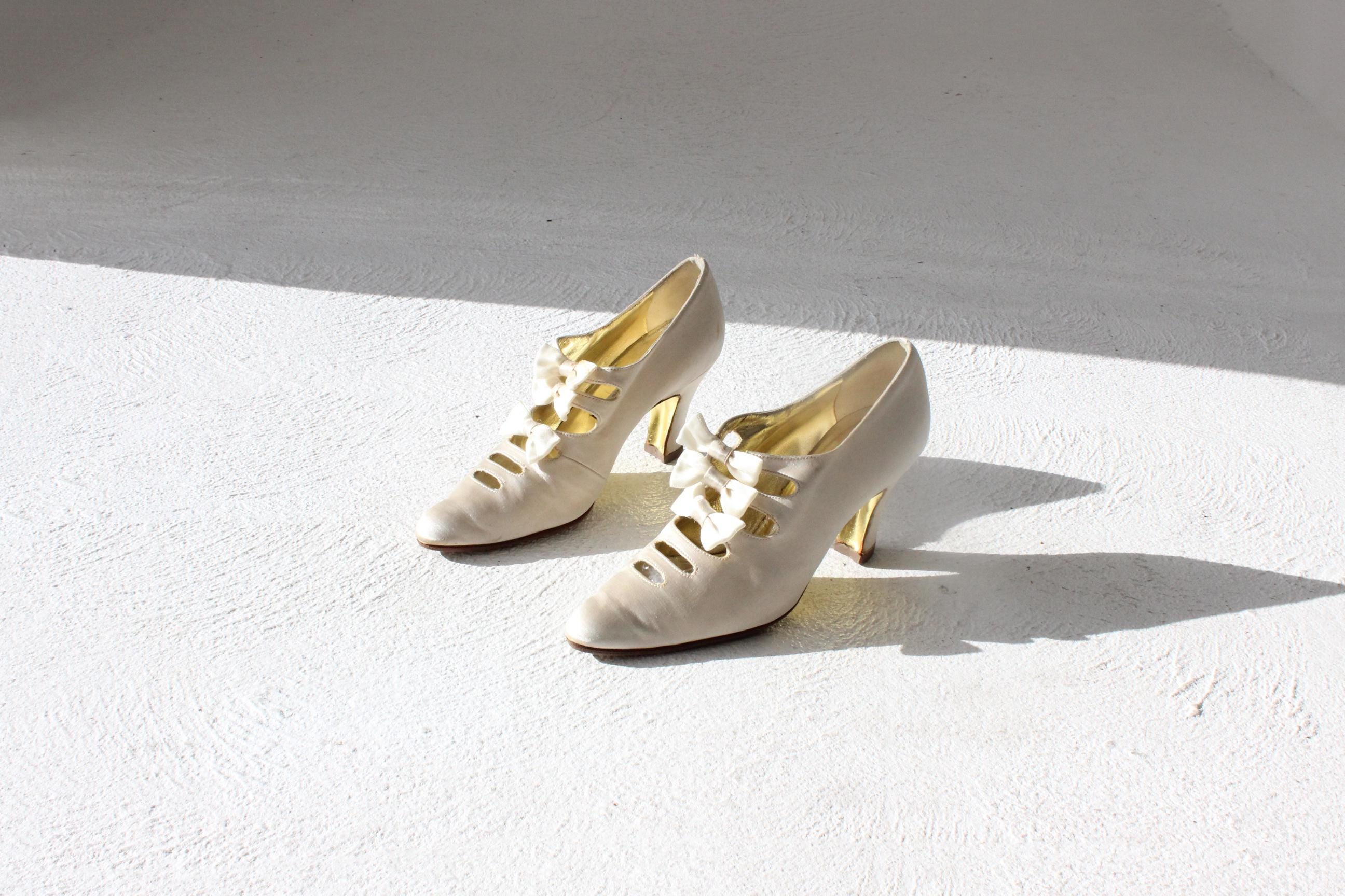 60s Philippe Model Paris Edwardian Silk Courtier Bridal Heels ~ Euro 36