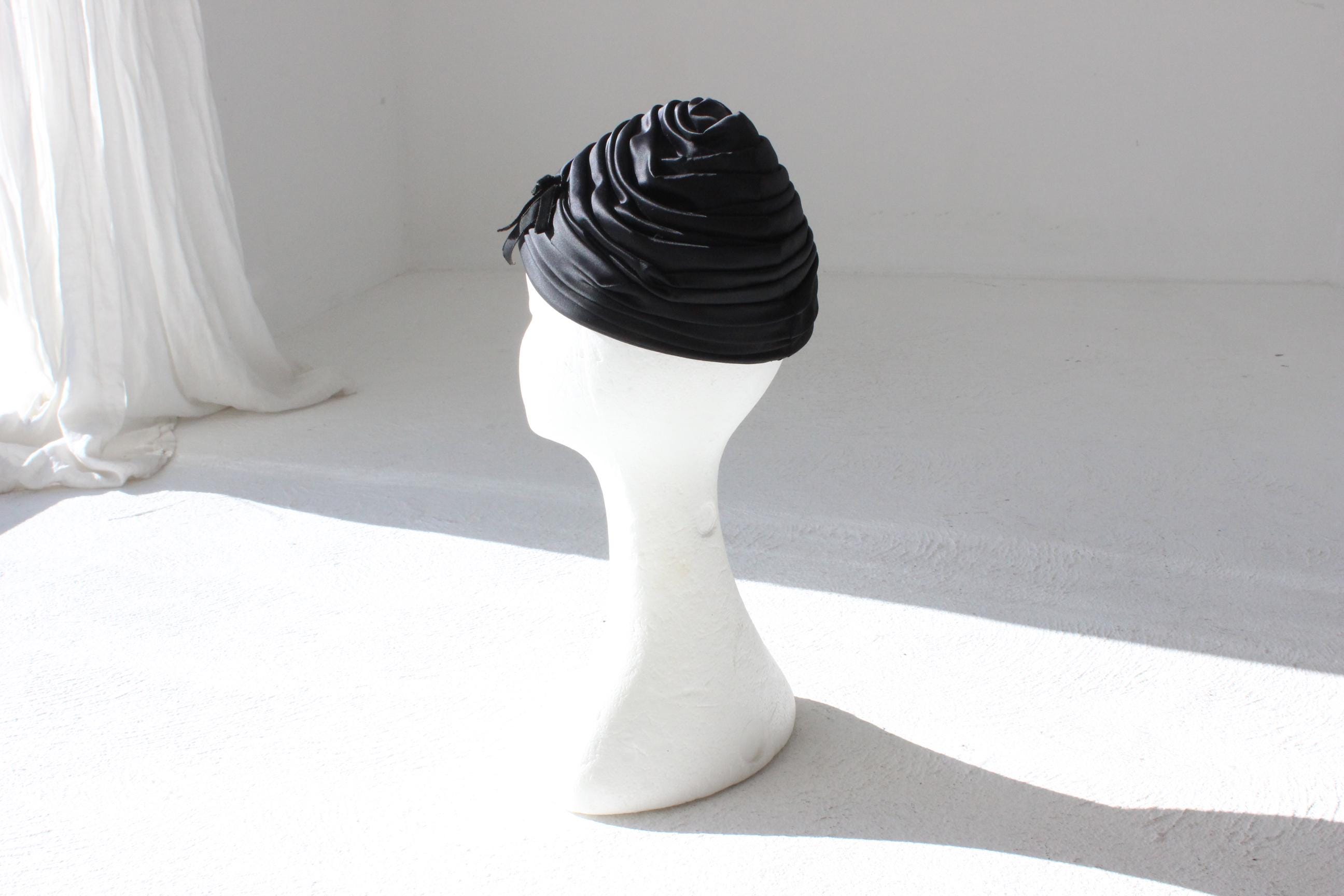 50s Black Taffeta Sculptural Beehive Hat