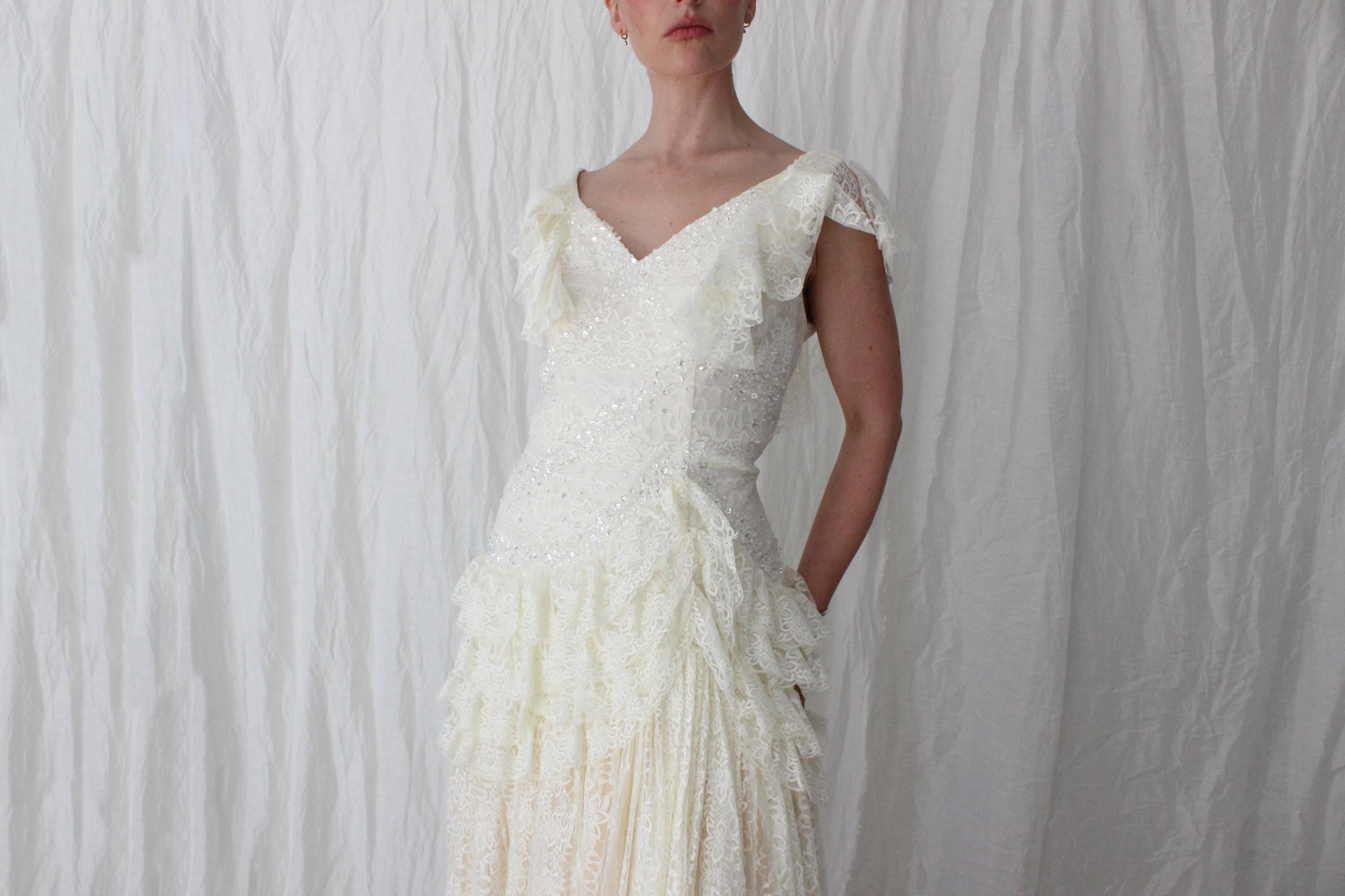 90s Cream Lace Drop Waist & Ruffle Wedding Dress w/ Low Back