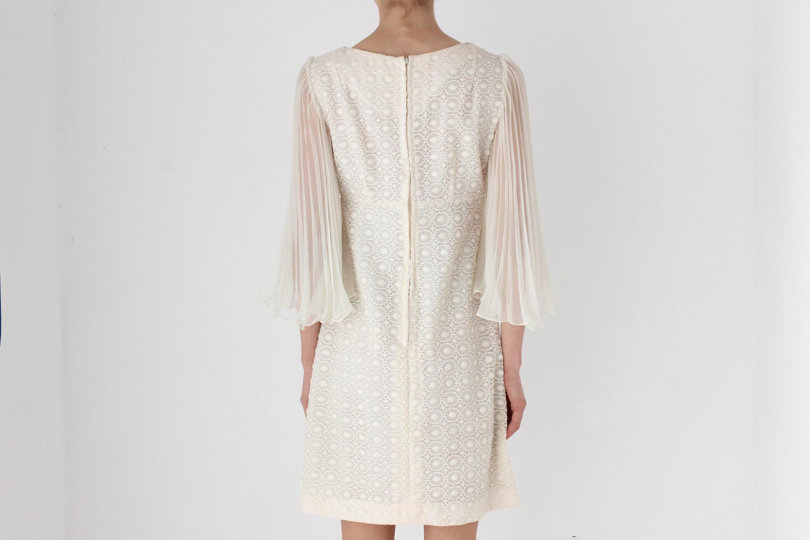 Dreamy 60s Cream Cotton Shift w/ Pleated Wing Sleeves