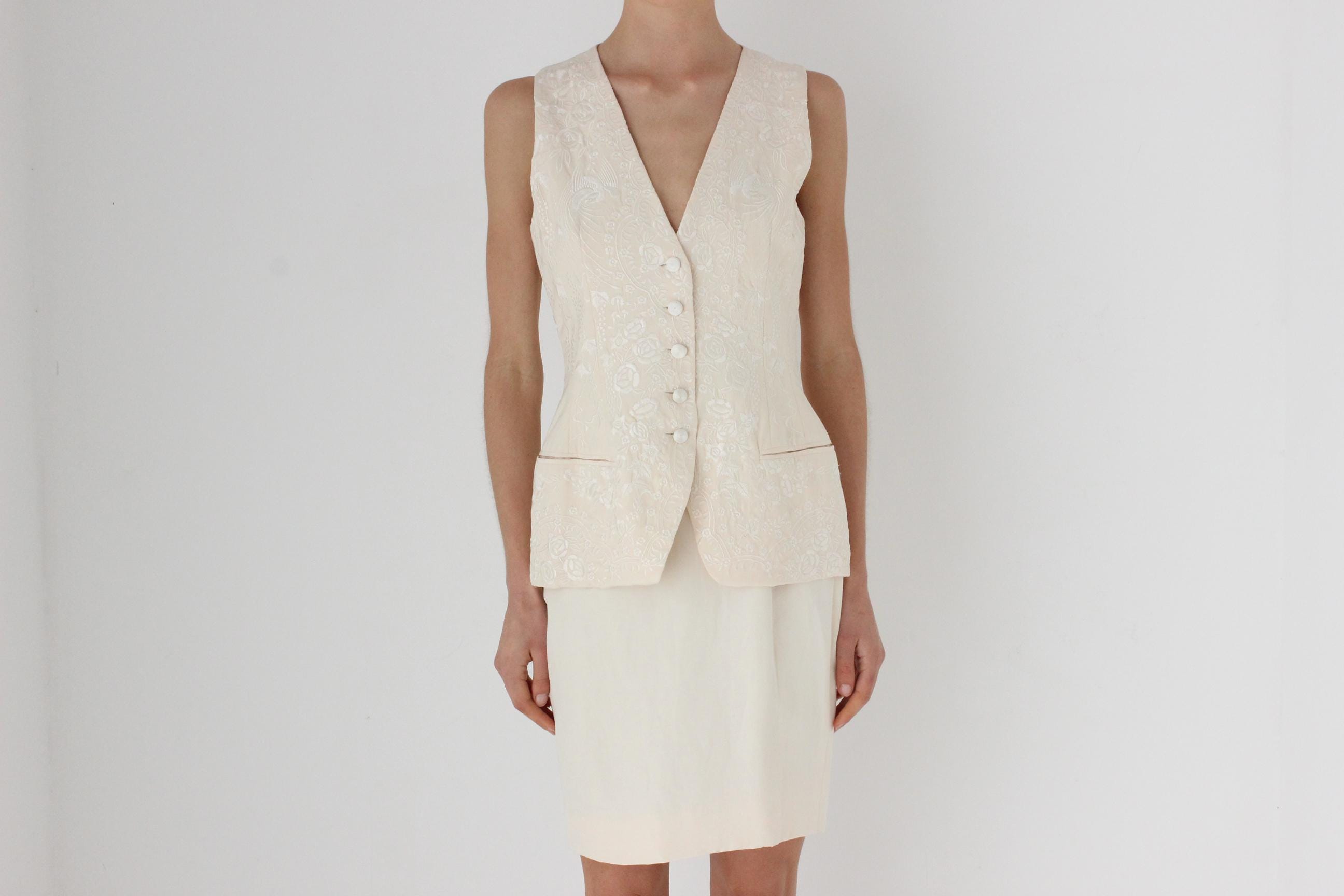 90s Donna Karan Embroidered Silk Two Piece Skirt Suit
