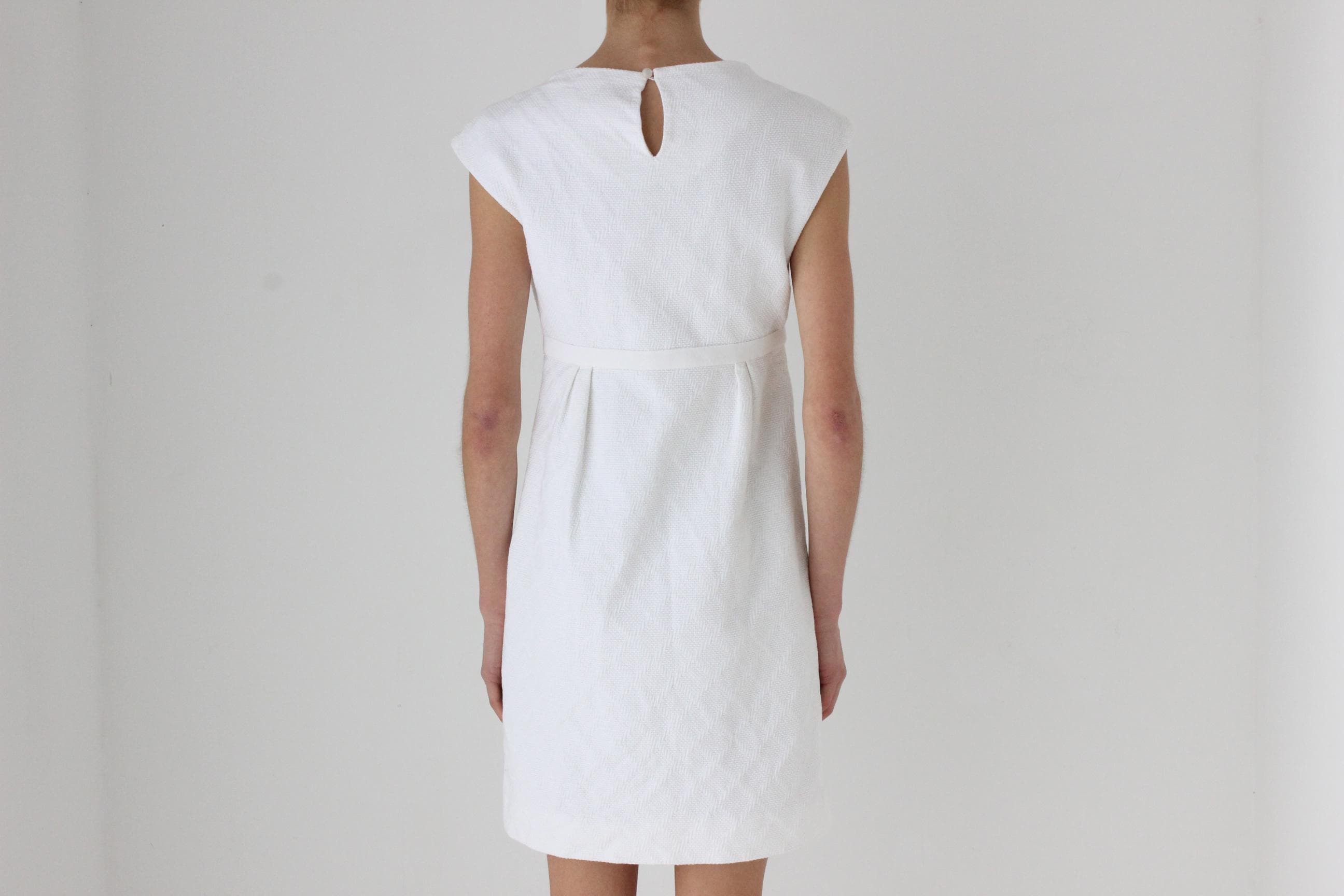 90s Bill Blass Textured Cotton Shift Dress w/ Bow
