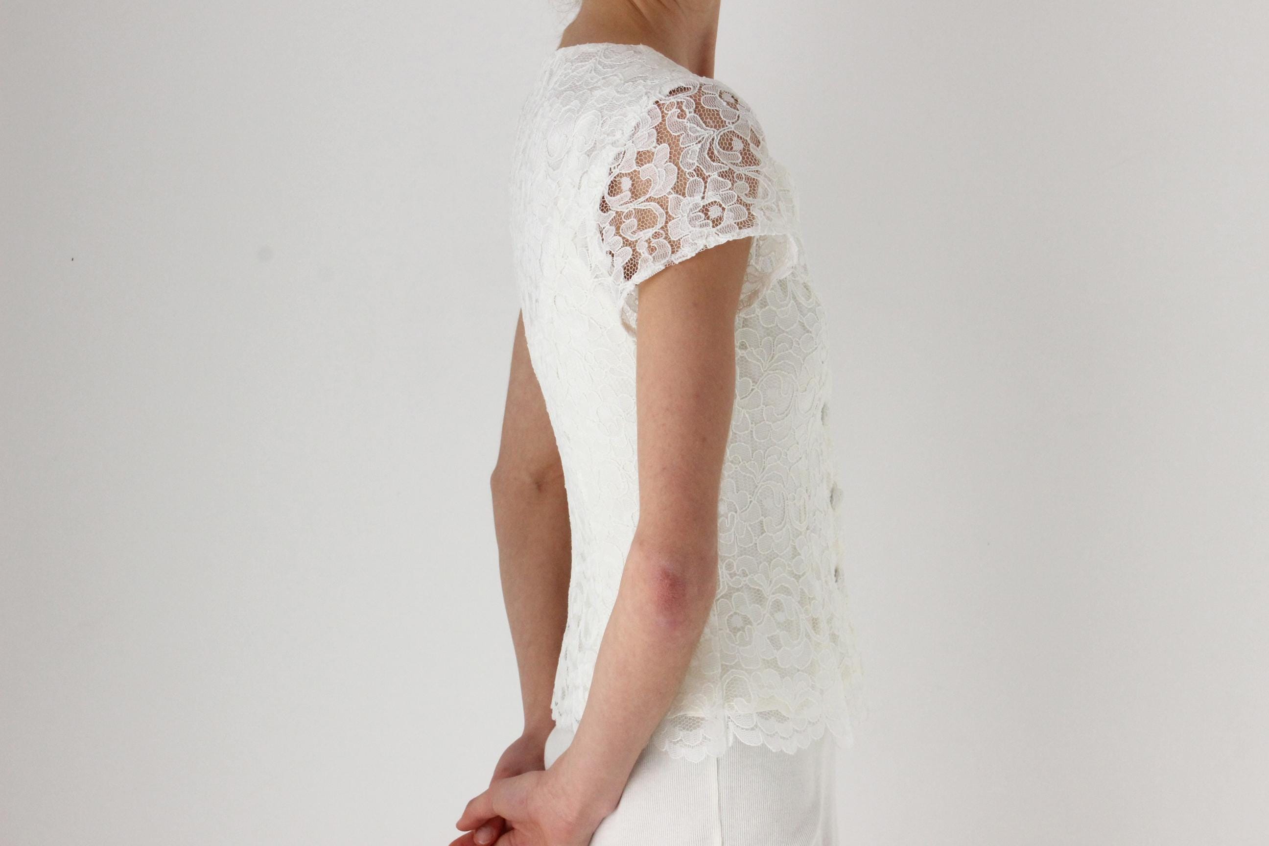 90s Ivory Lace Button Front Top