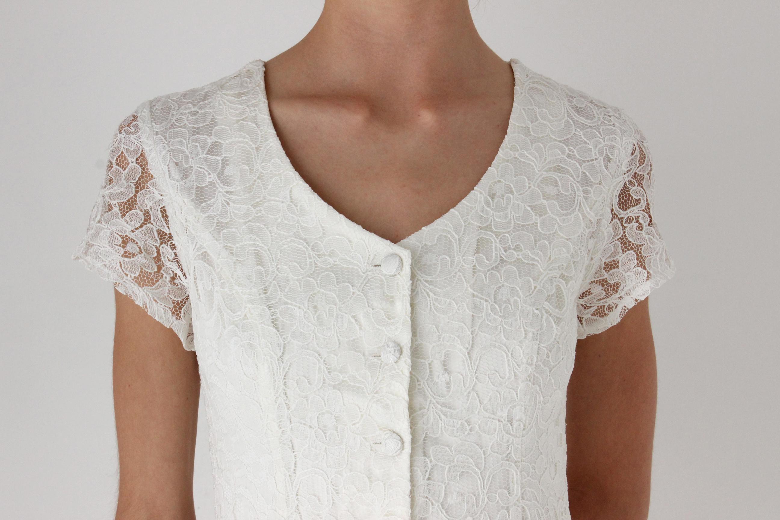 90s Ivory Lace Button Front Top
