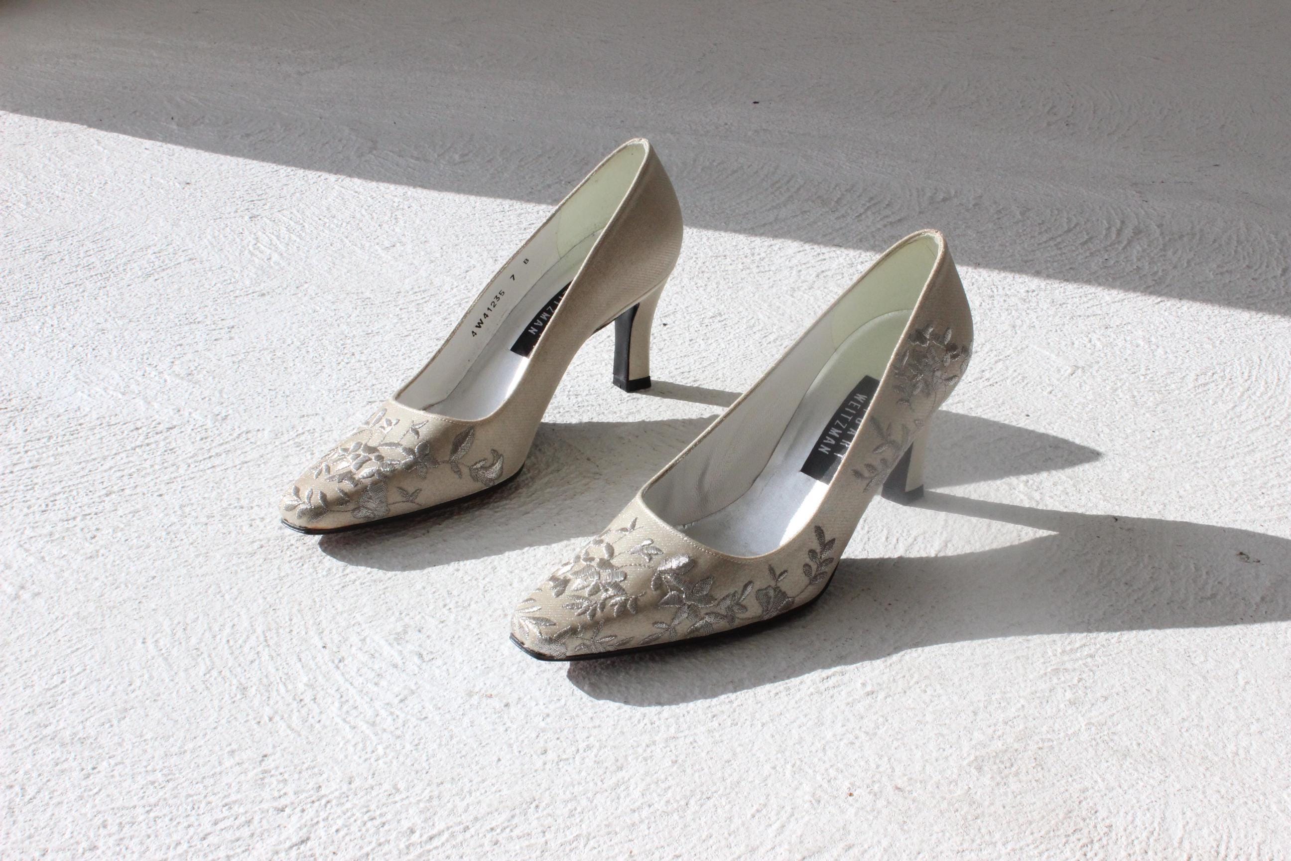 90s Stuart Weitzman Embroidered Oyster Heels - Euro 37