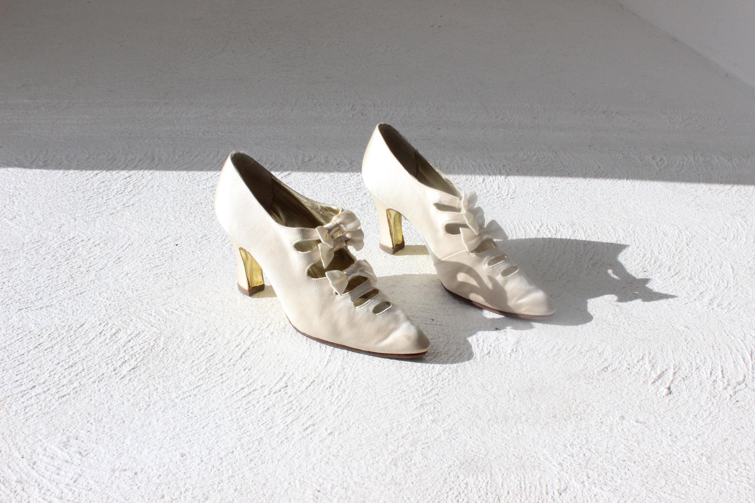 60s Philippe Model Paris Edwardian Silk Courtier Bridal Heels ~ Euro 36