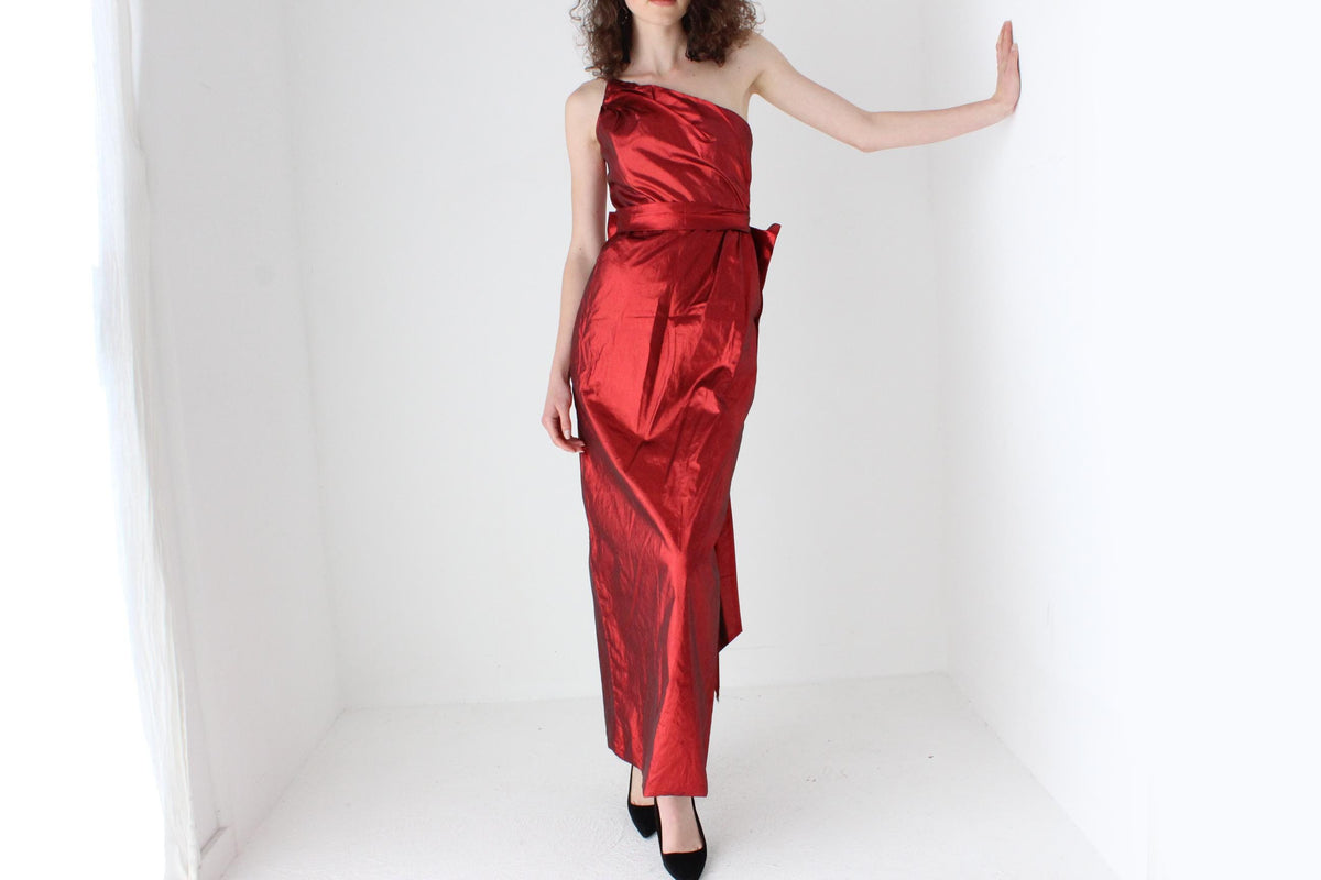 80s Old Hollywood Red Metallic Lamé One Shoulder Gown