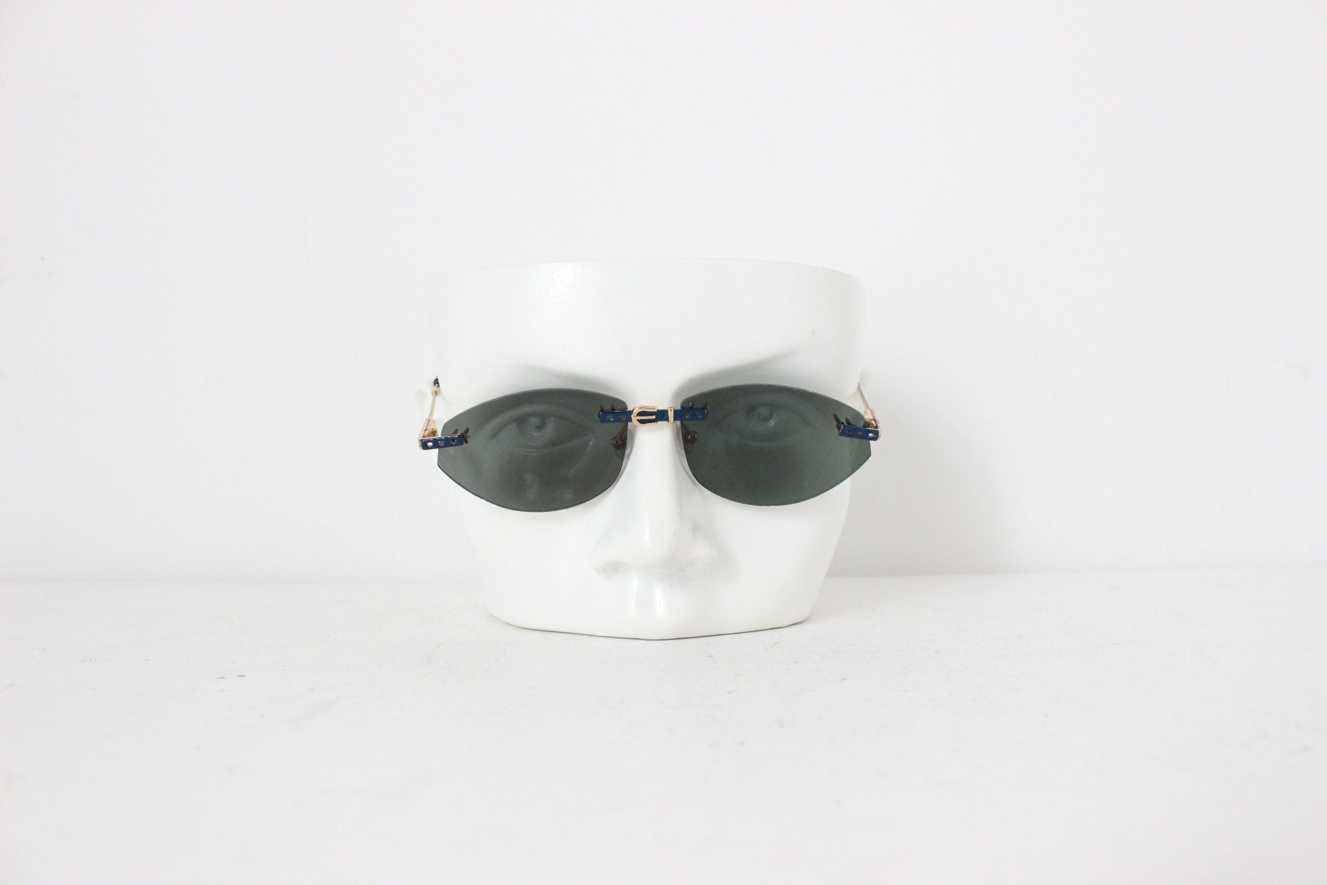80s VIDI VICI Rare Italian Art Sunglasses w/ Buckle Bridge