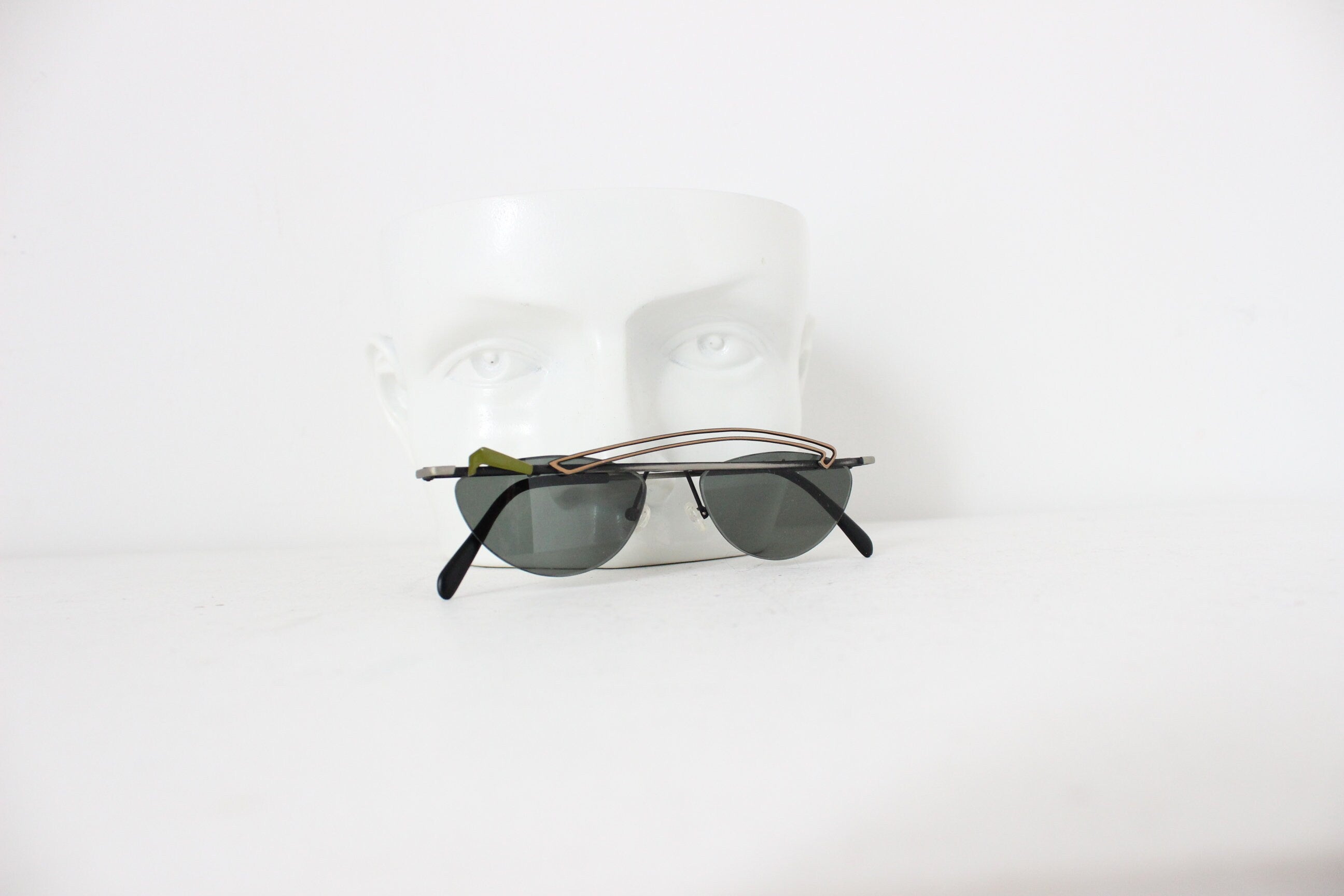 80s NEOSTYLE Germany Asymmetric Metal Art Sunglasses