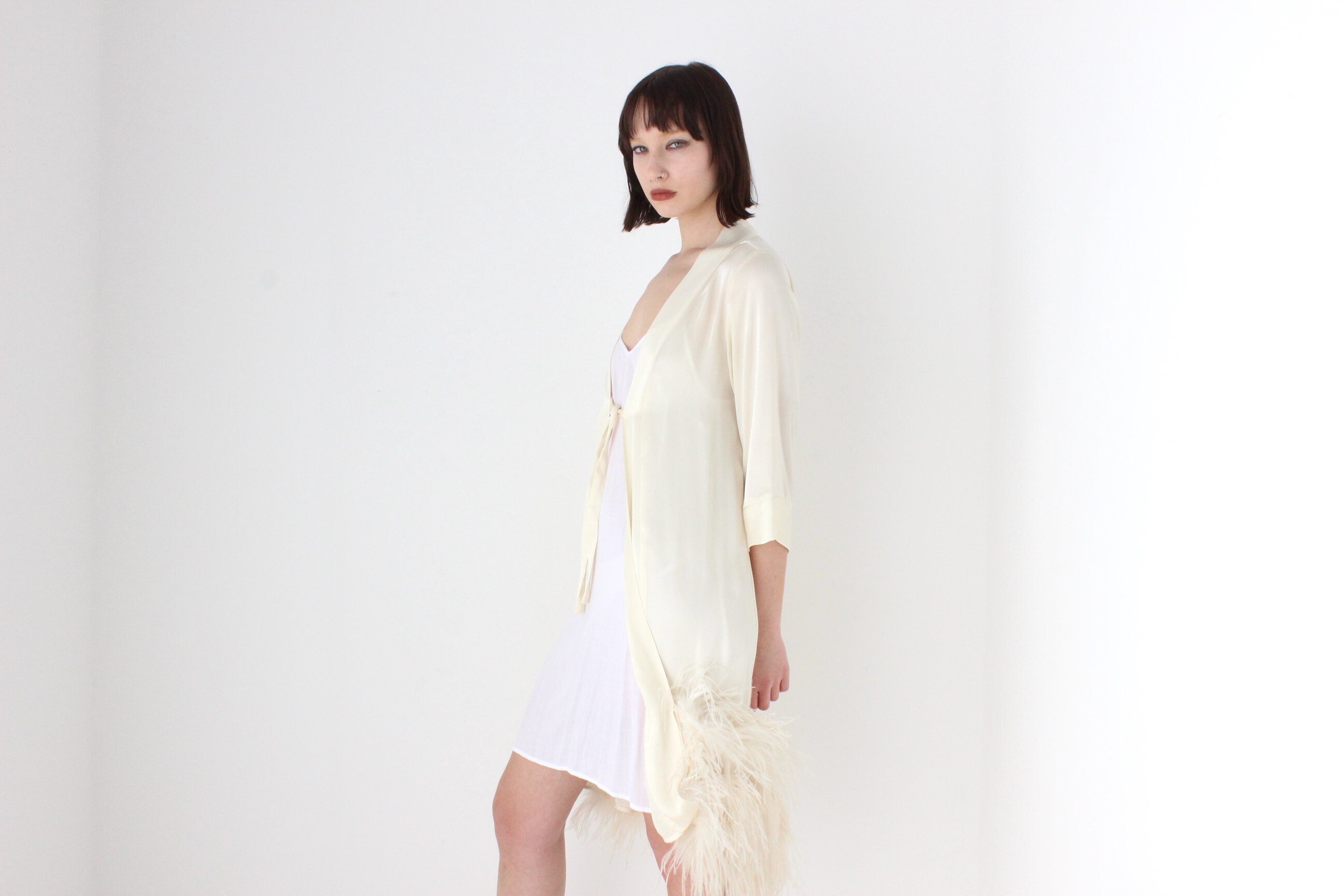 Vintage 90s Cream Ostrich Feather Robe