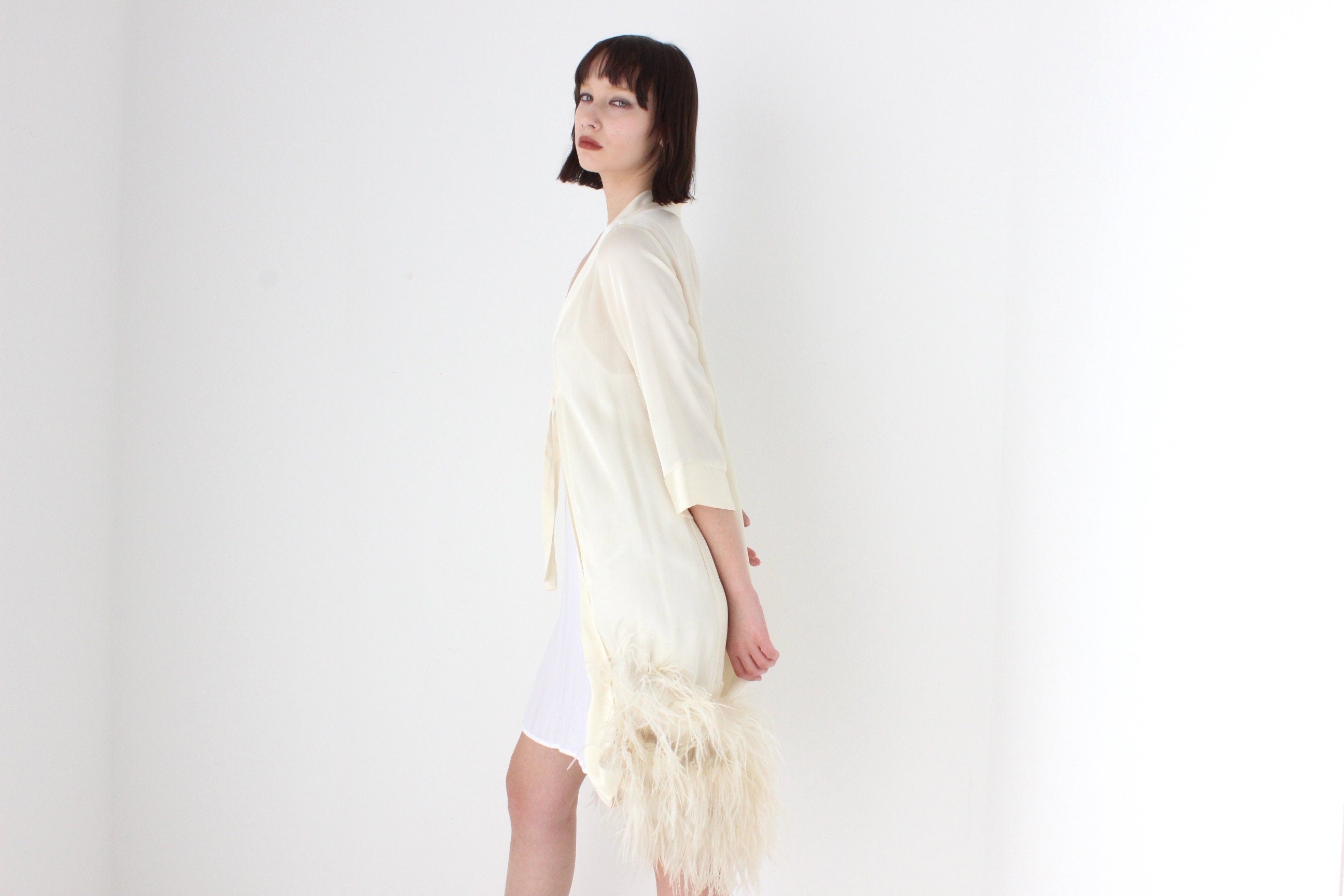 Vintage 90s Cream Ostrich Feather Robe