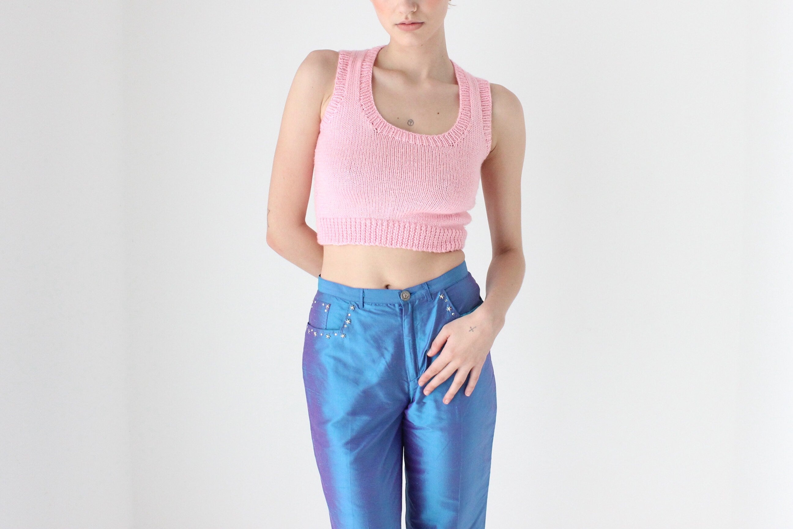 Adorable 80s Baby Pink Pastel Knit Crop Top