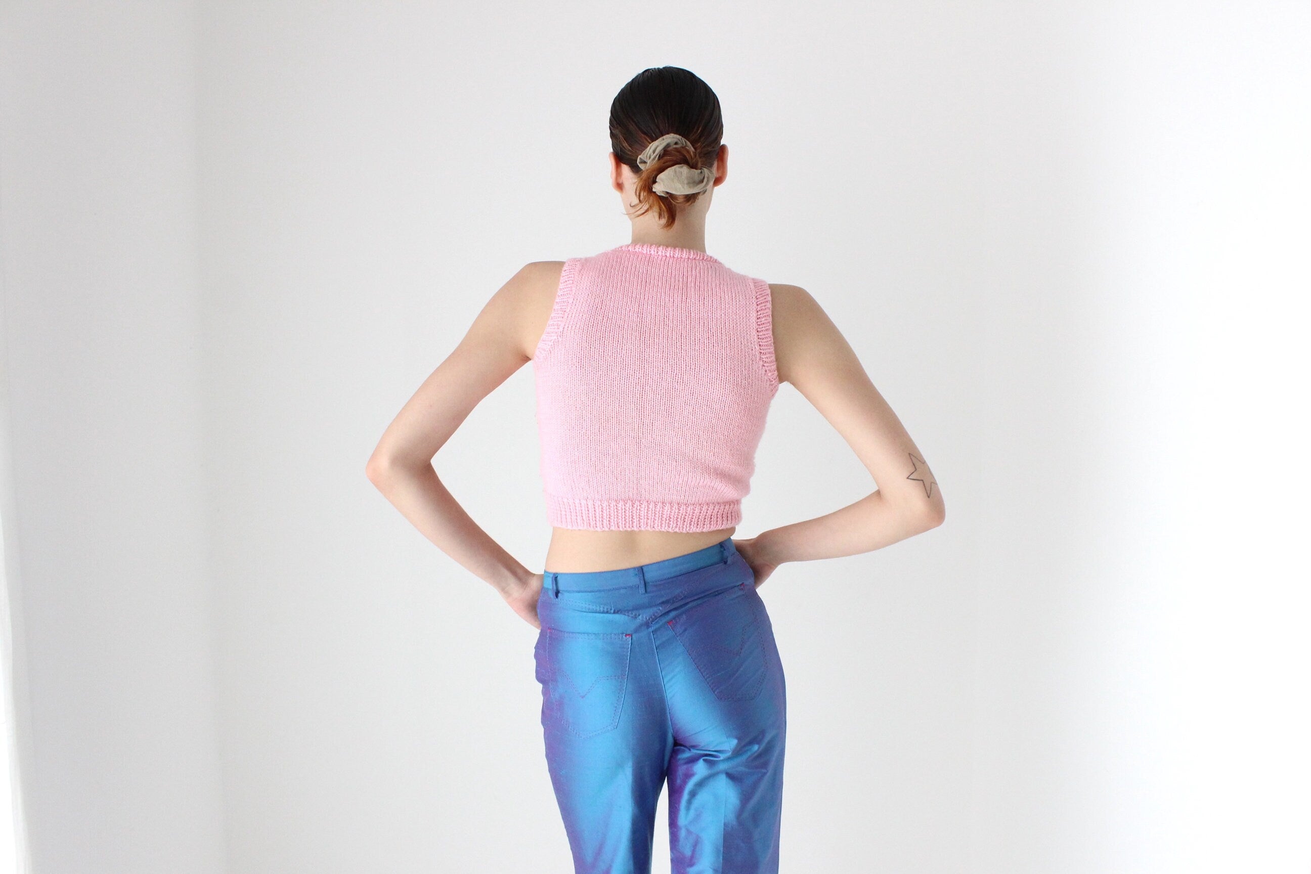 Adorable 80s Baby Pink Pastel Knit Crop Top