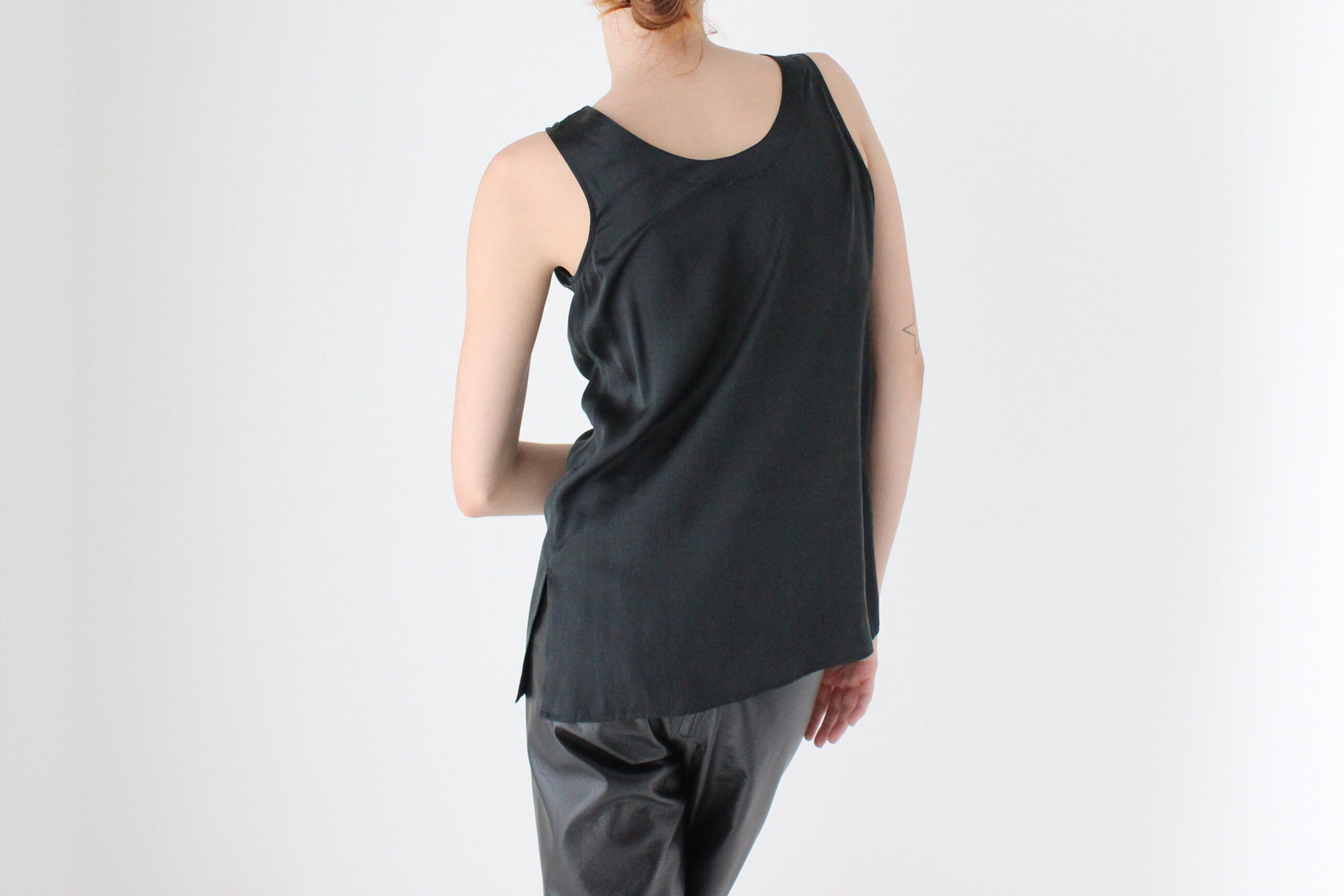 90s Pure Silk Sleeveless Tank Top in Black