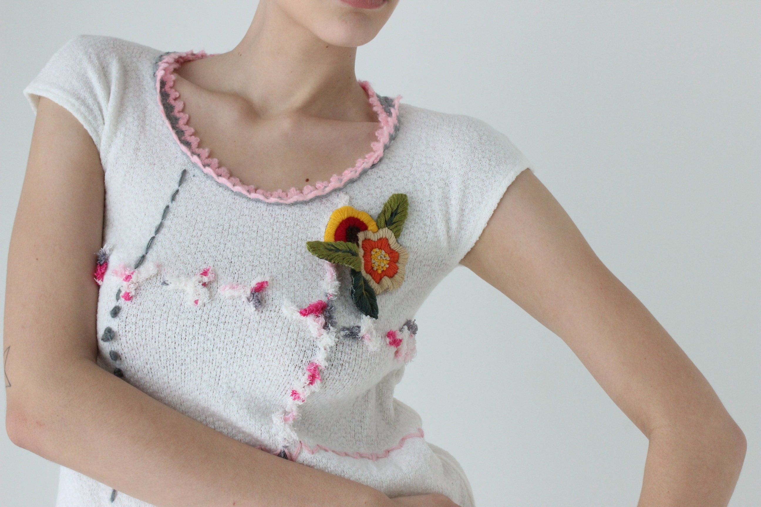 Kooky 90s 3D Flower Novelty Fun Knit Sweater Vest Top