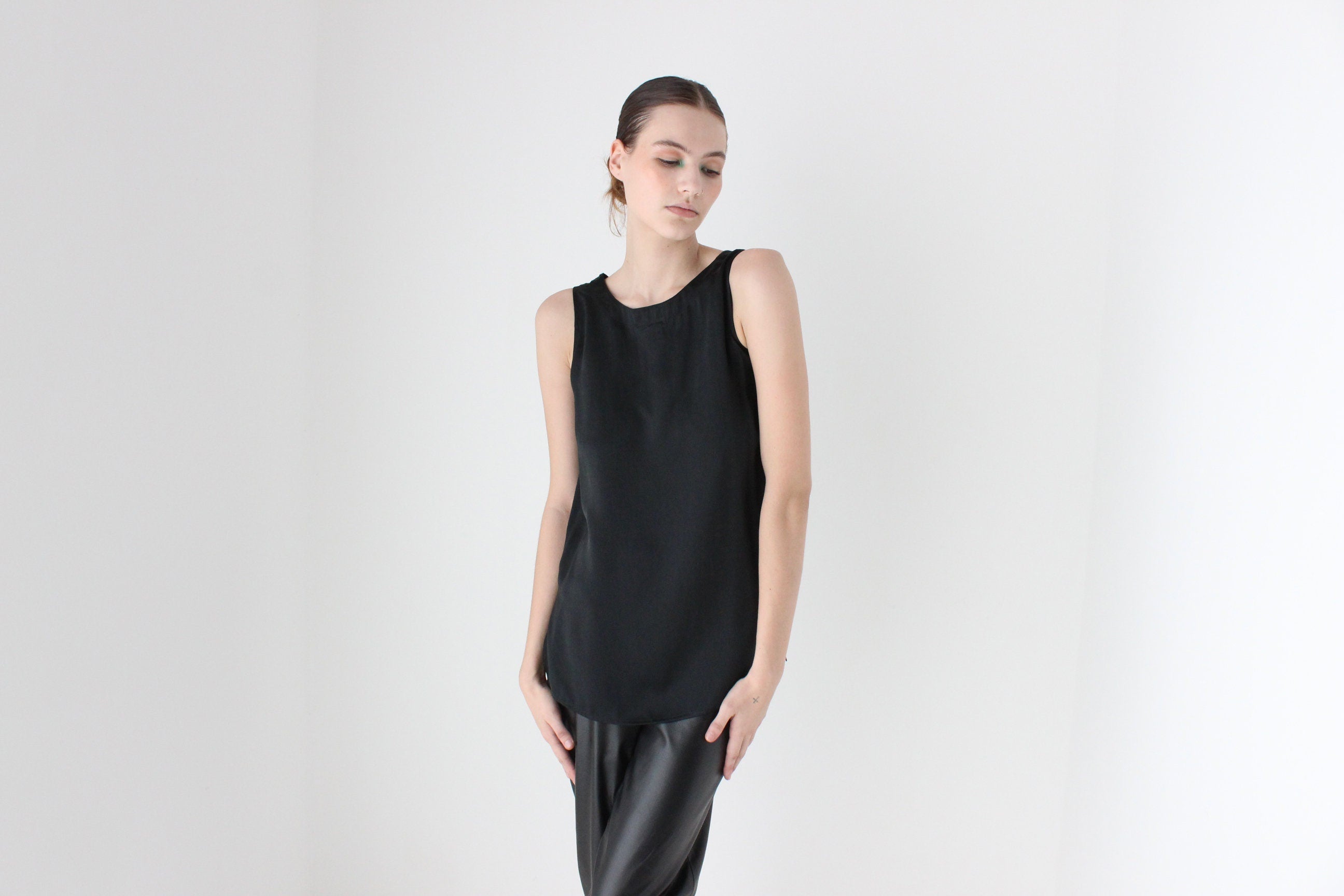 90s Pure Silk Sleeveless Tank Top in Black