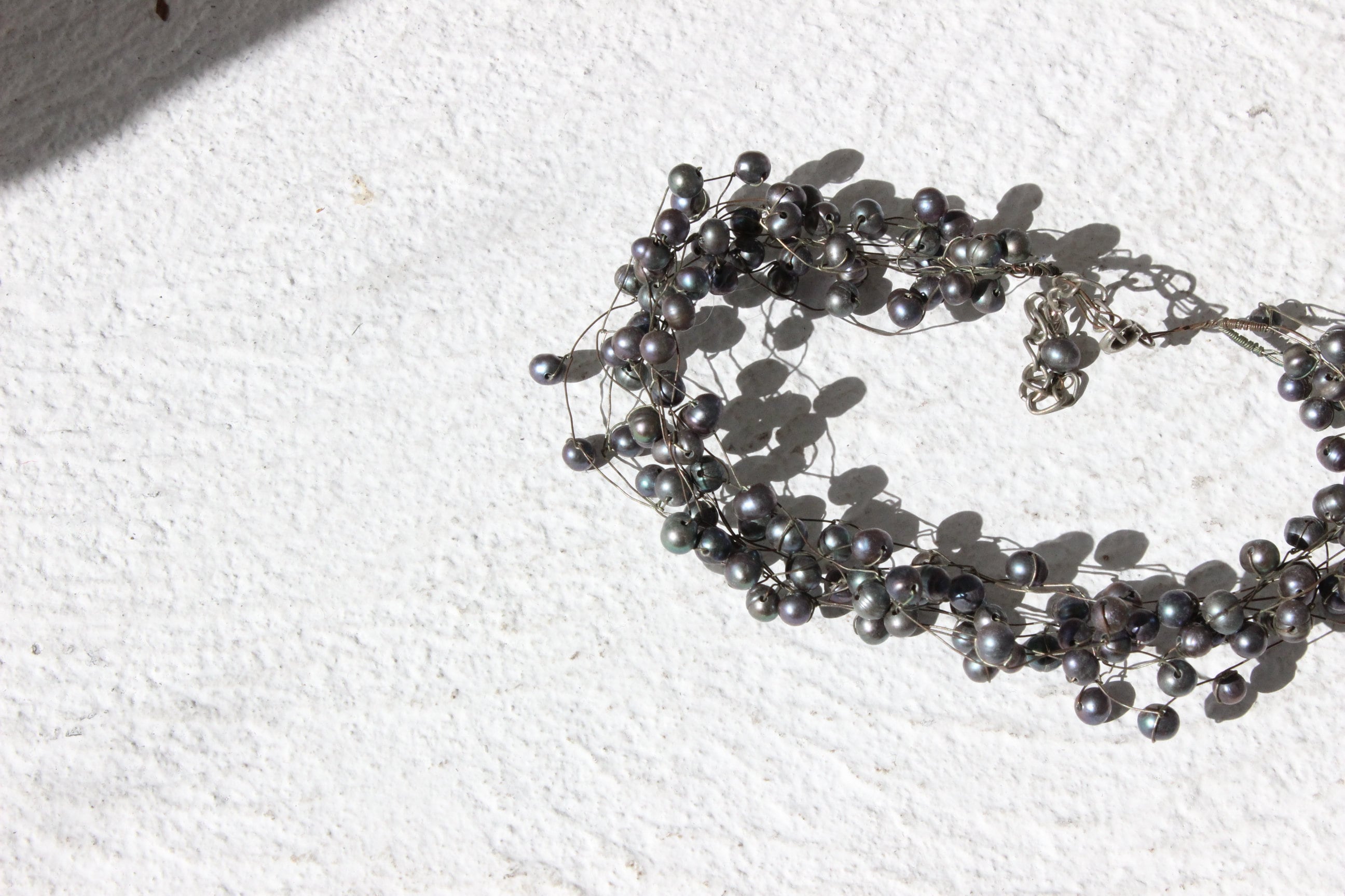 MADE IN ITALY 90s Pewter Suspended Bead Choker