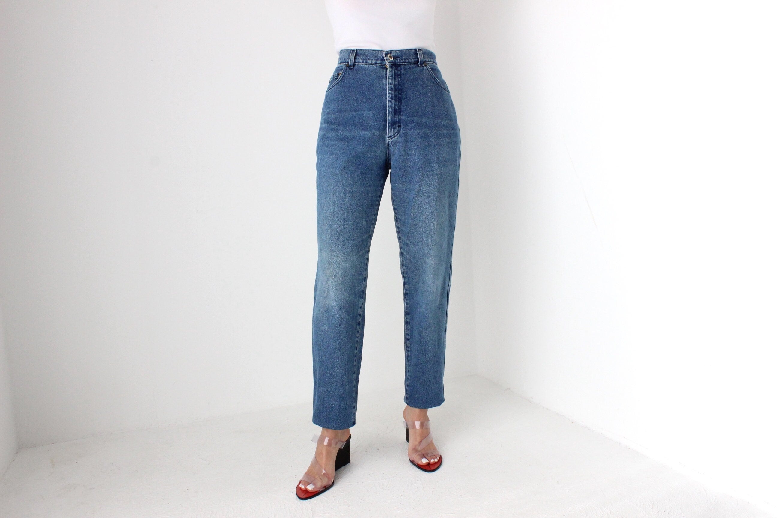 90s Classic 'Mondi' Vintage Medium Blue Stonewash Denim Jeans - Made in Italy